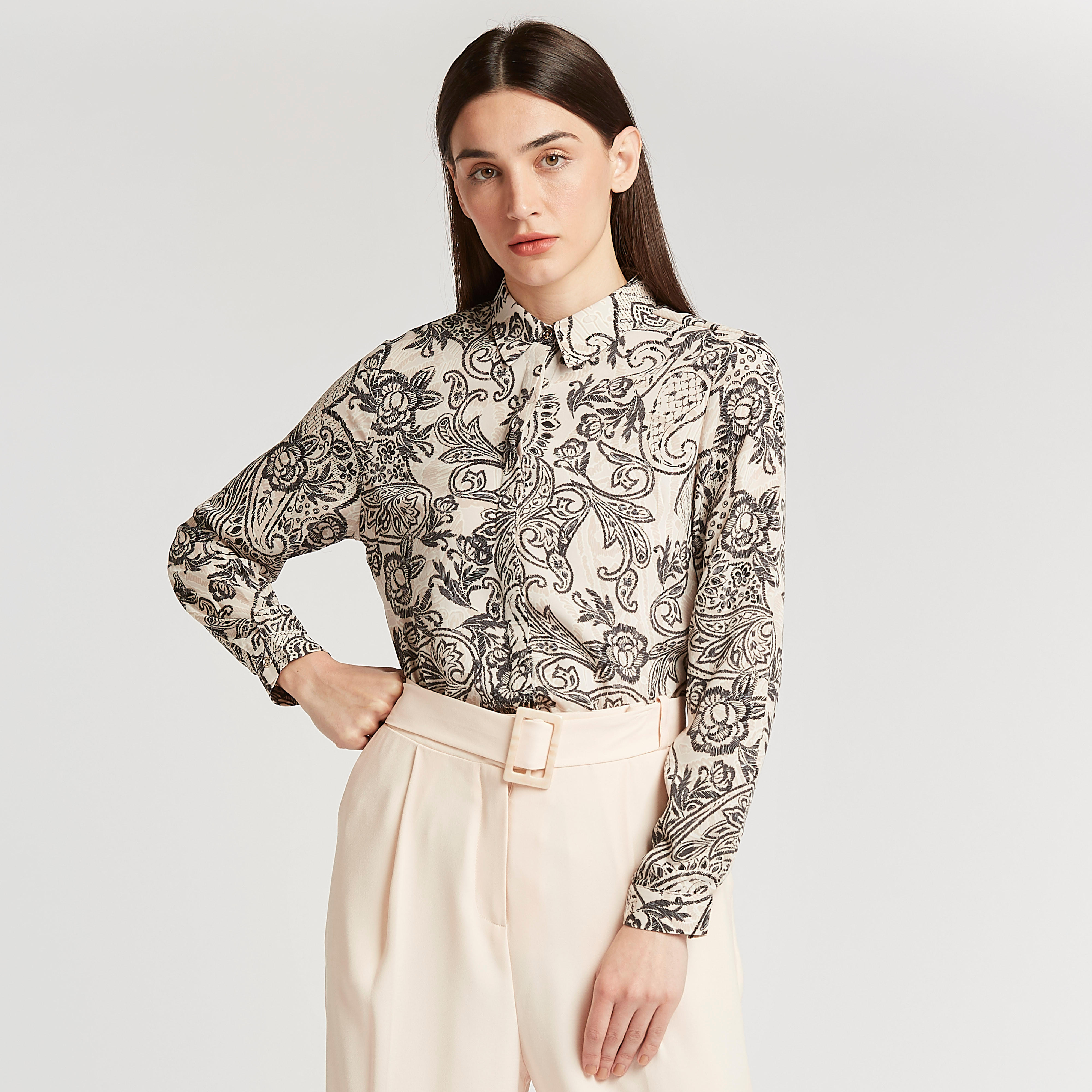 قميص بأكمام طويلة وأزرار غير مرئية وطبعات بيزلي-women-clothing-shirtsandblouses-shirts-image-3