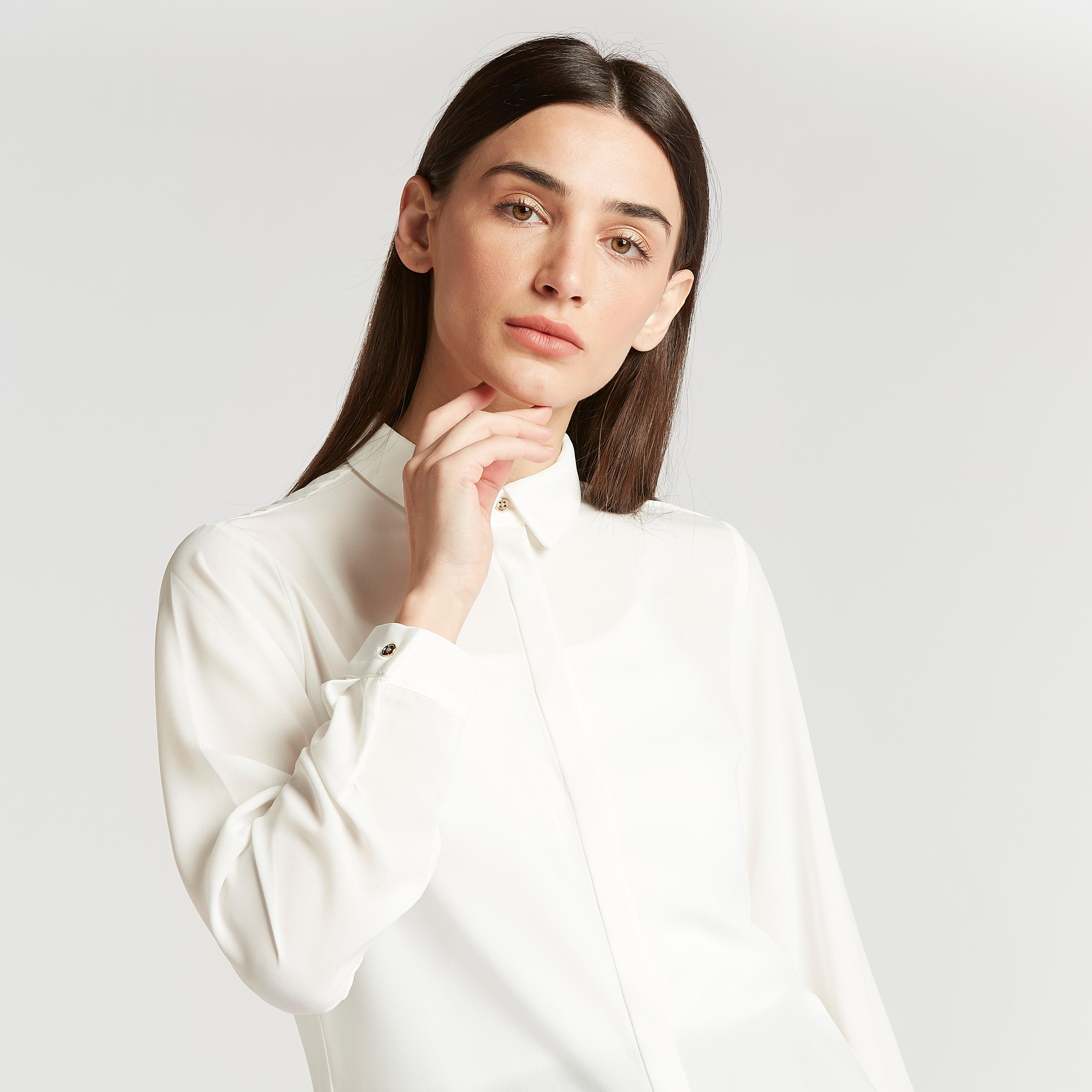 قميص سادة بأكمام طويلة ووصلة أزرار مخفيّة-women-clothing-shirtsandblouses-shirts-image-2