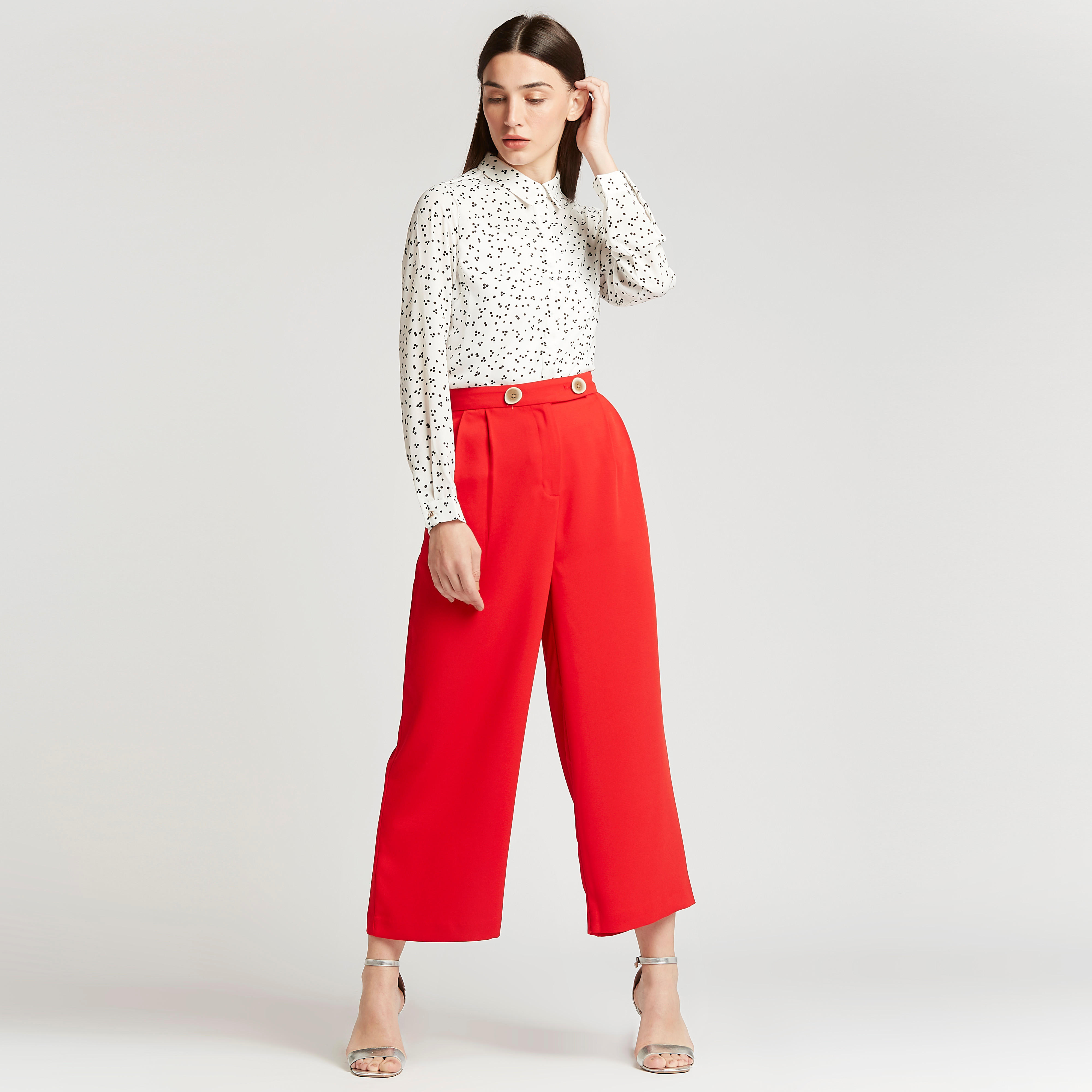 قميص بطبعات بأكمام طويلة ووصلة أزرار مخفية-women-clothing-shirtsandblouses-shirts-image-2