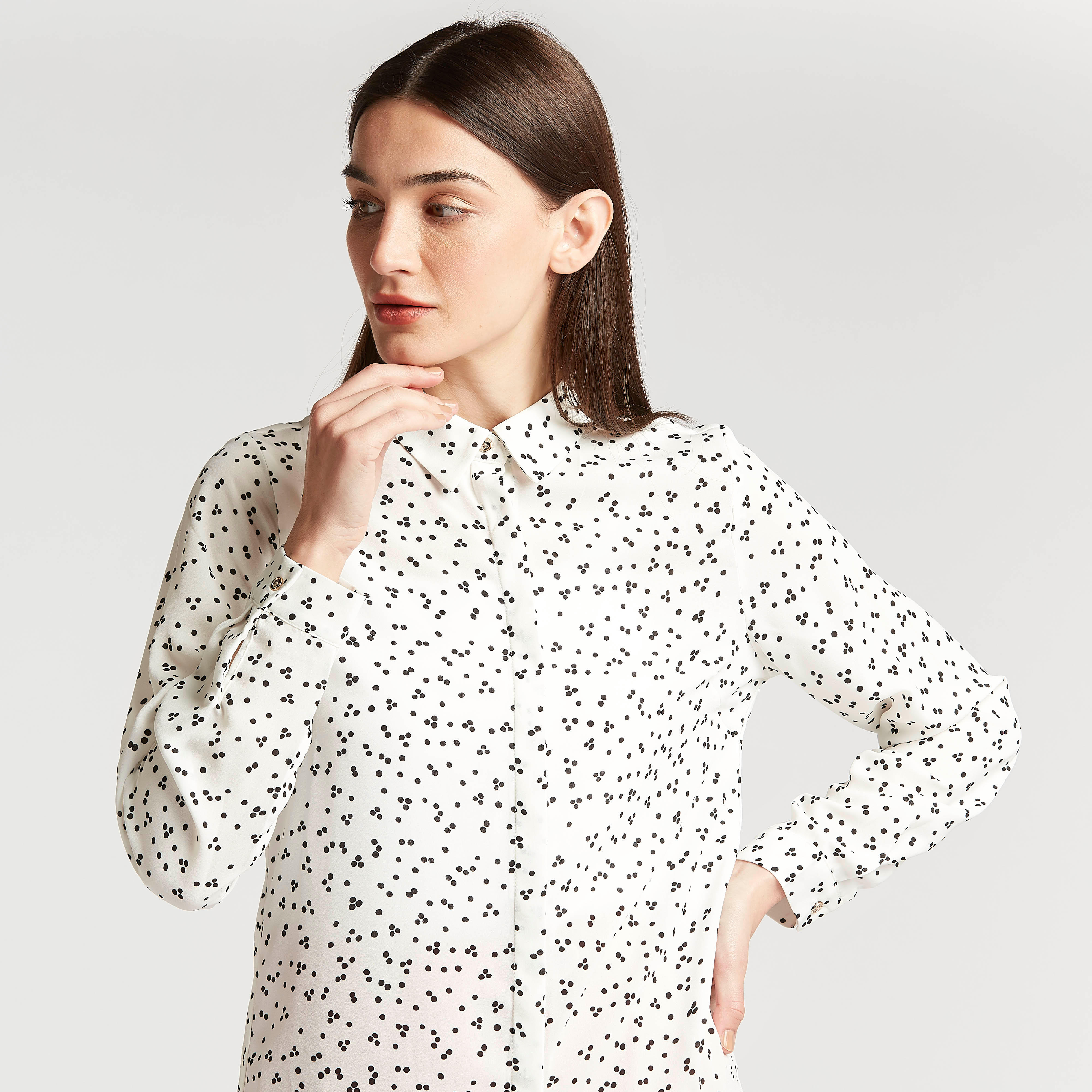 قميص بطبعات بأكمام طويلة ووصلة أزرار مخفية-women-clothing-shirtsandblouses-shirts-image-5