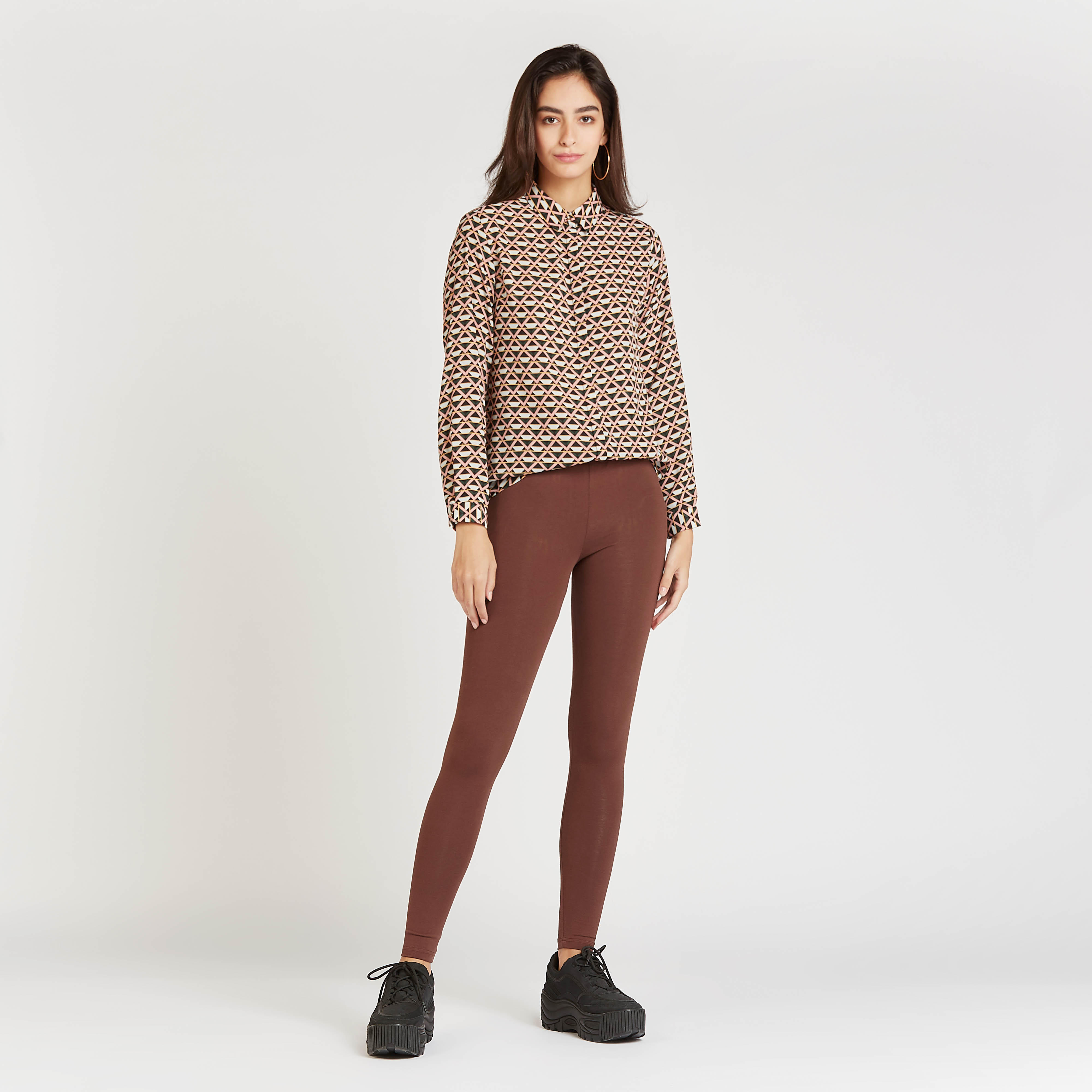 بلوزة بياقة عاديّة وأكمام طويلة وطبعات-women-clothing-shirtsandblouses-blouses-image-3