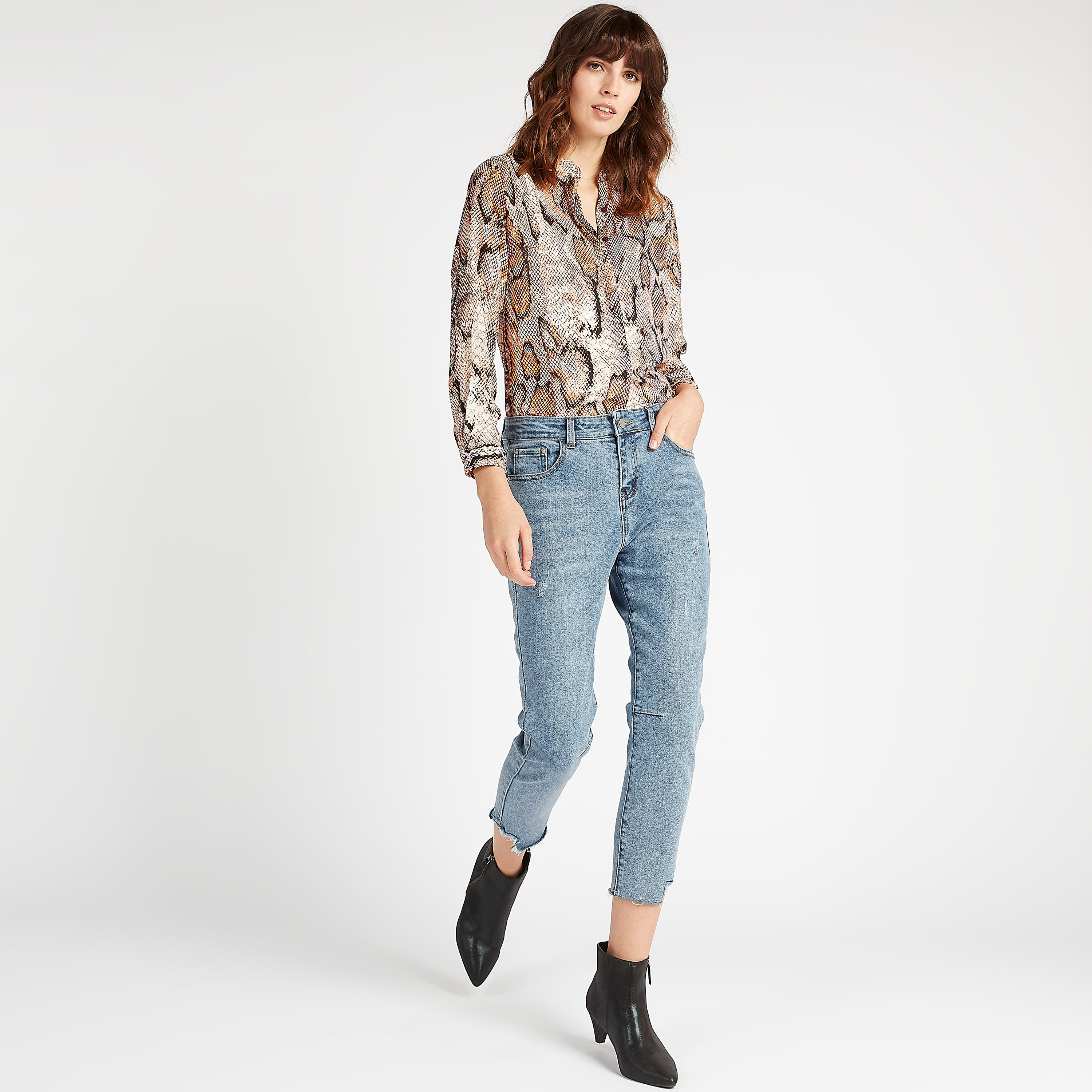 قميص بياقة عادية وطبعات حيوان وأكمام طويلة-women-clothing-shirtsandblouses-shirts-image-2