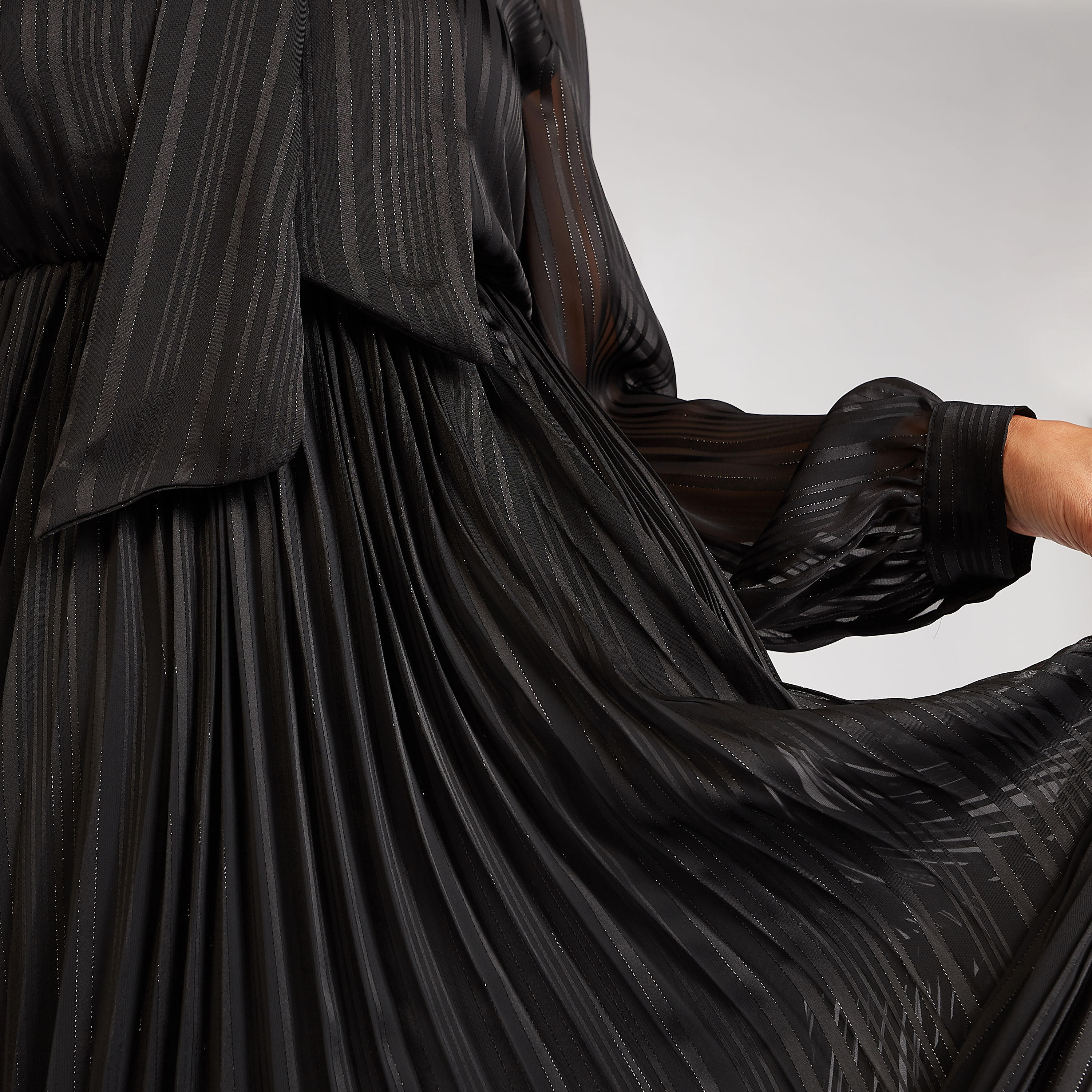 فستان إيه لاين طويل بارز الملمس بأكمام طويلة وتفاصيل ثنايا-women-clothing-dresses-image-5