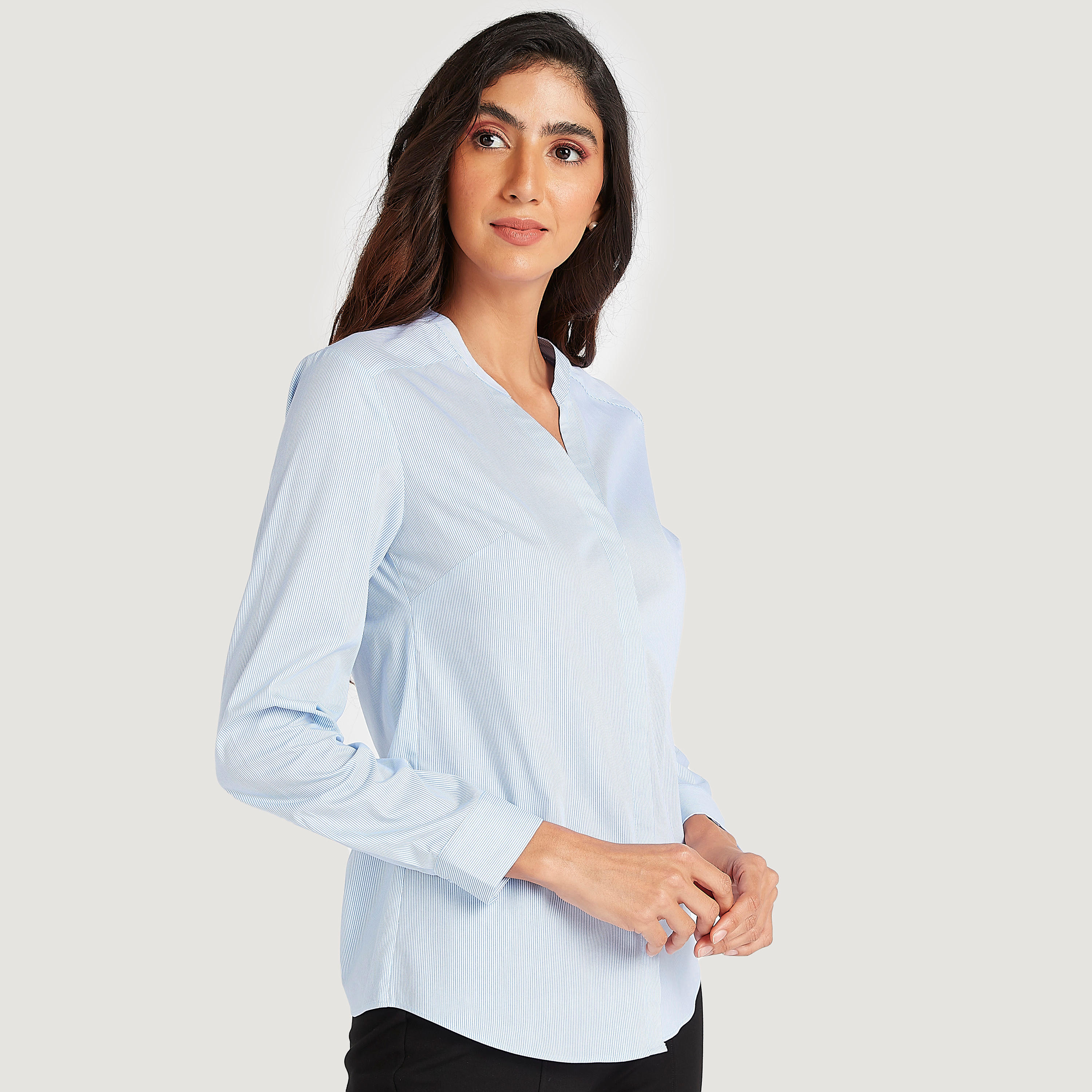 قميص مخطّط بأكمام طويلة وياقة ماندارين-women-clothing-shirtsandblouses-shirts-image-1