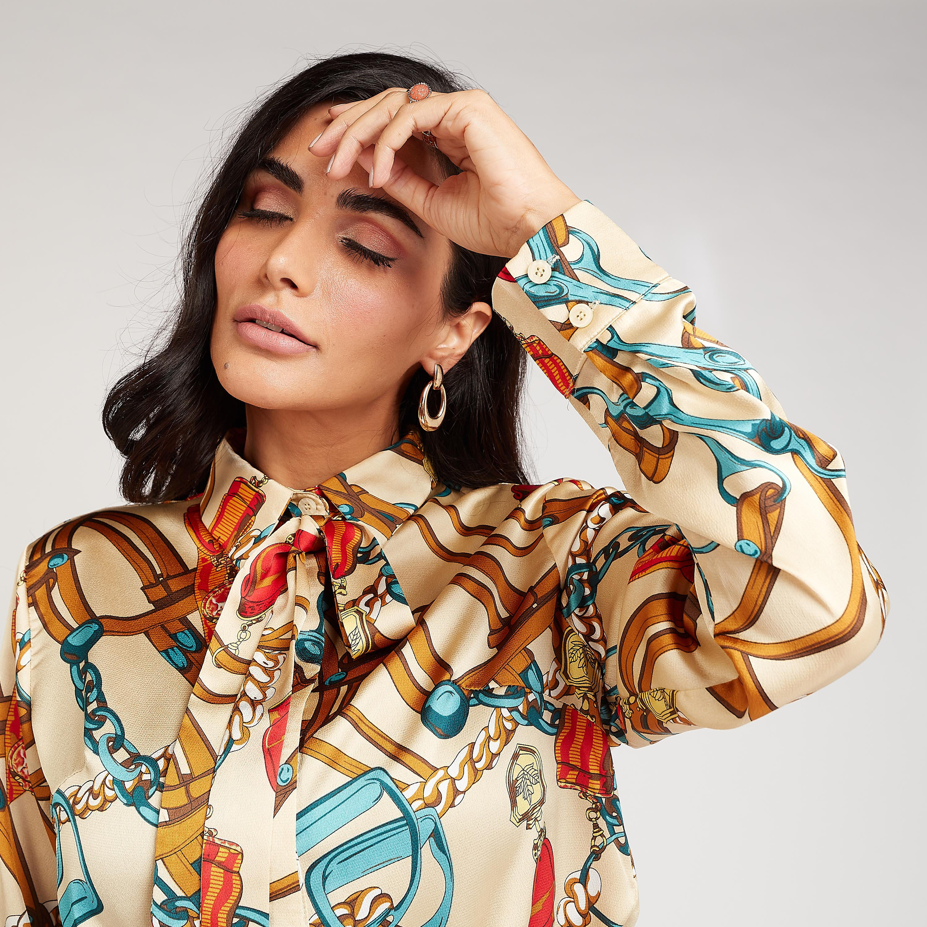 بلوزة مستدامة بطبعات وربطة عنق وأكمام طويلة-women-clothing-shirtsandblouses-blouses-image-5