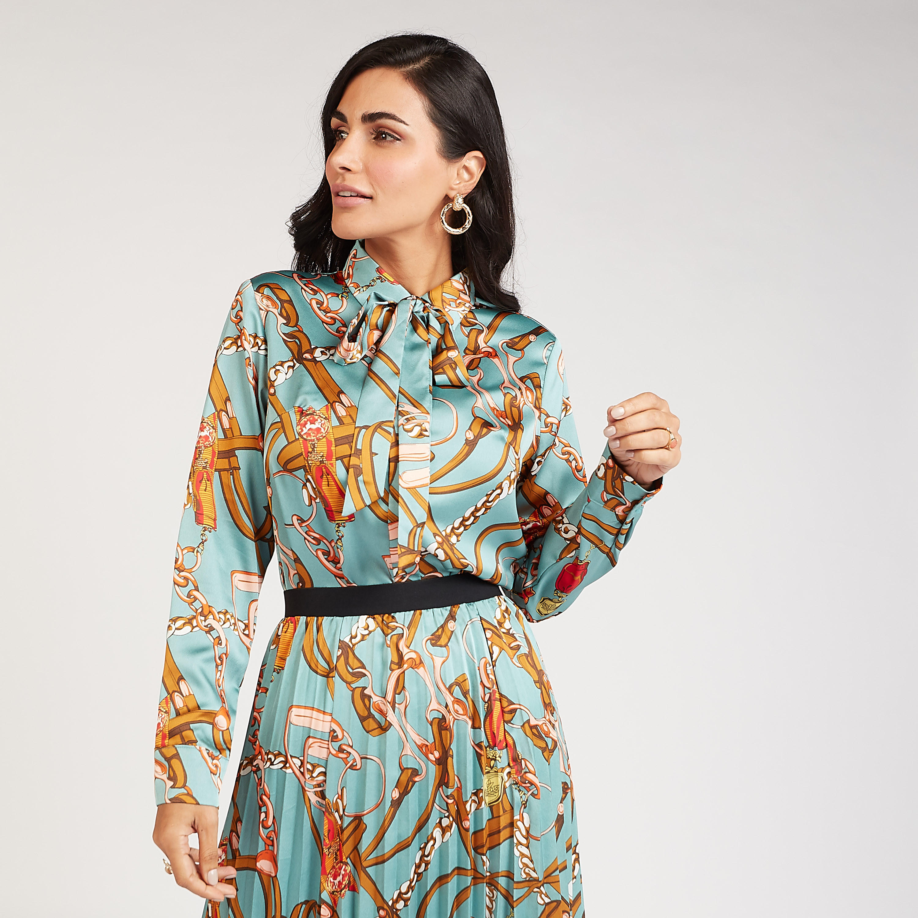 بلوزة مستدامة بطبعات وربطة عنق وأكمام طويلة-women-clothing-shirtsandblouses-blouses-image-1