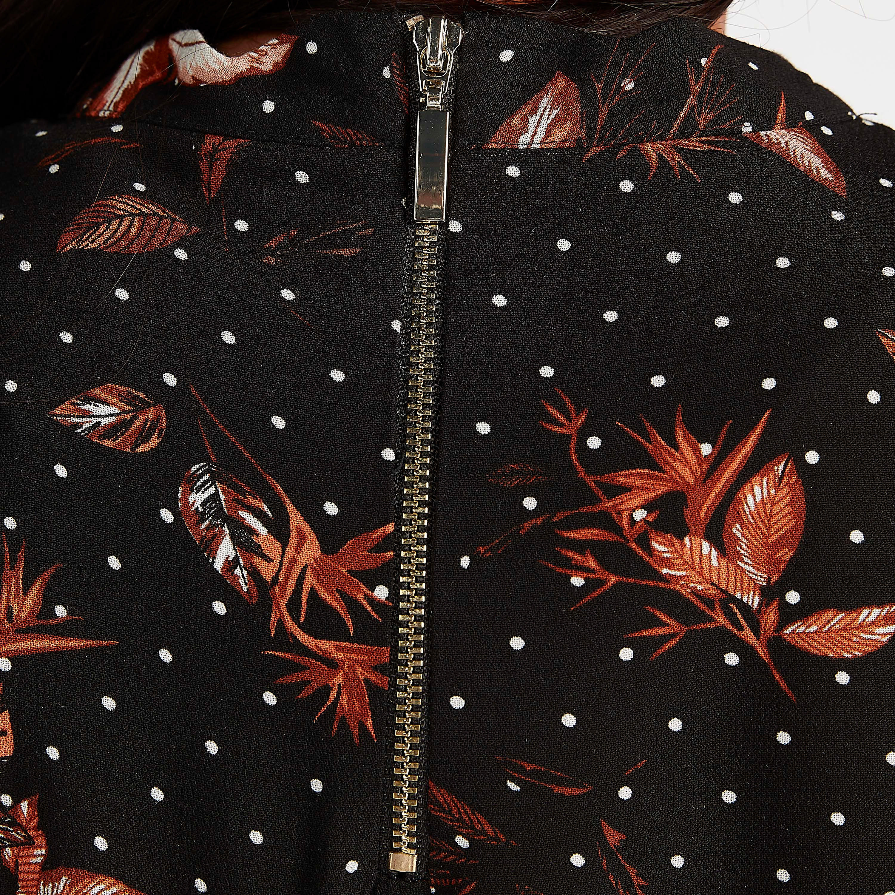 بلوزة بياقة عالية وأكمام واسعة وطبعات أزهار-women-clothing-shirtsandblouses-blouses-image-5