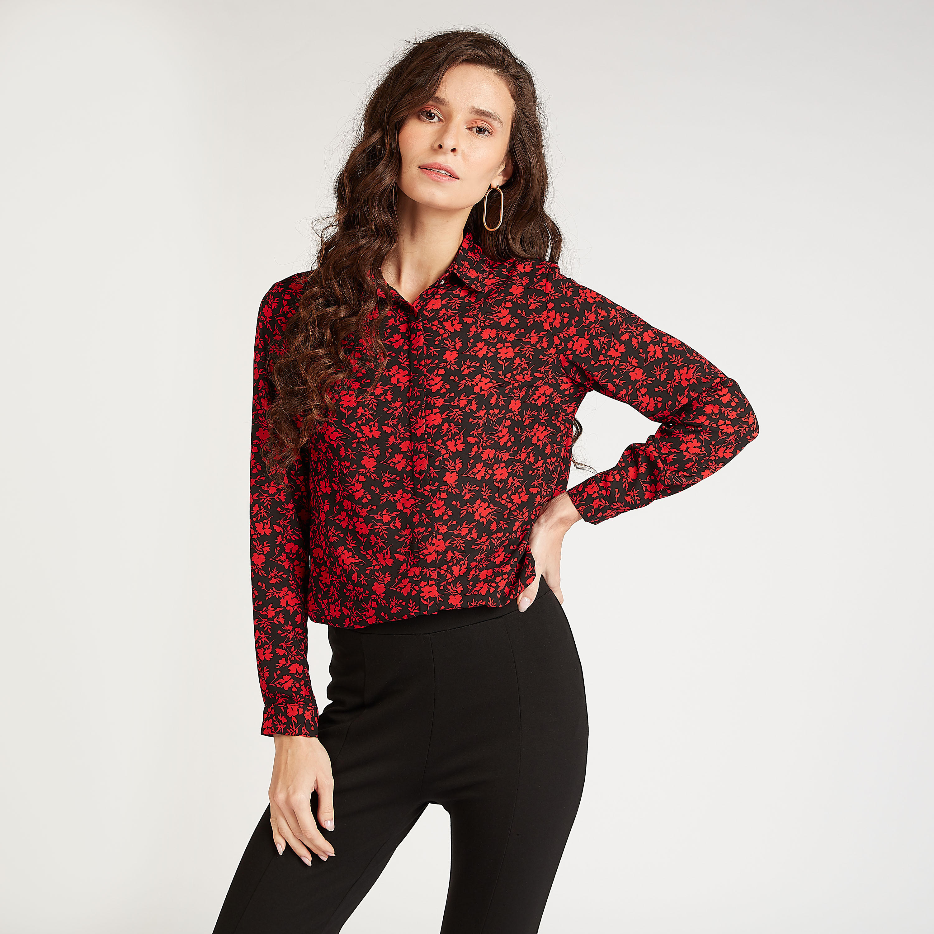 قميص بياقة عادية وأكمام طويلة وطبعات-women-clothing-shirtsandblouses-shirts-image-1