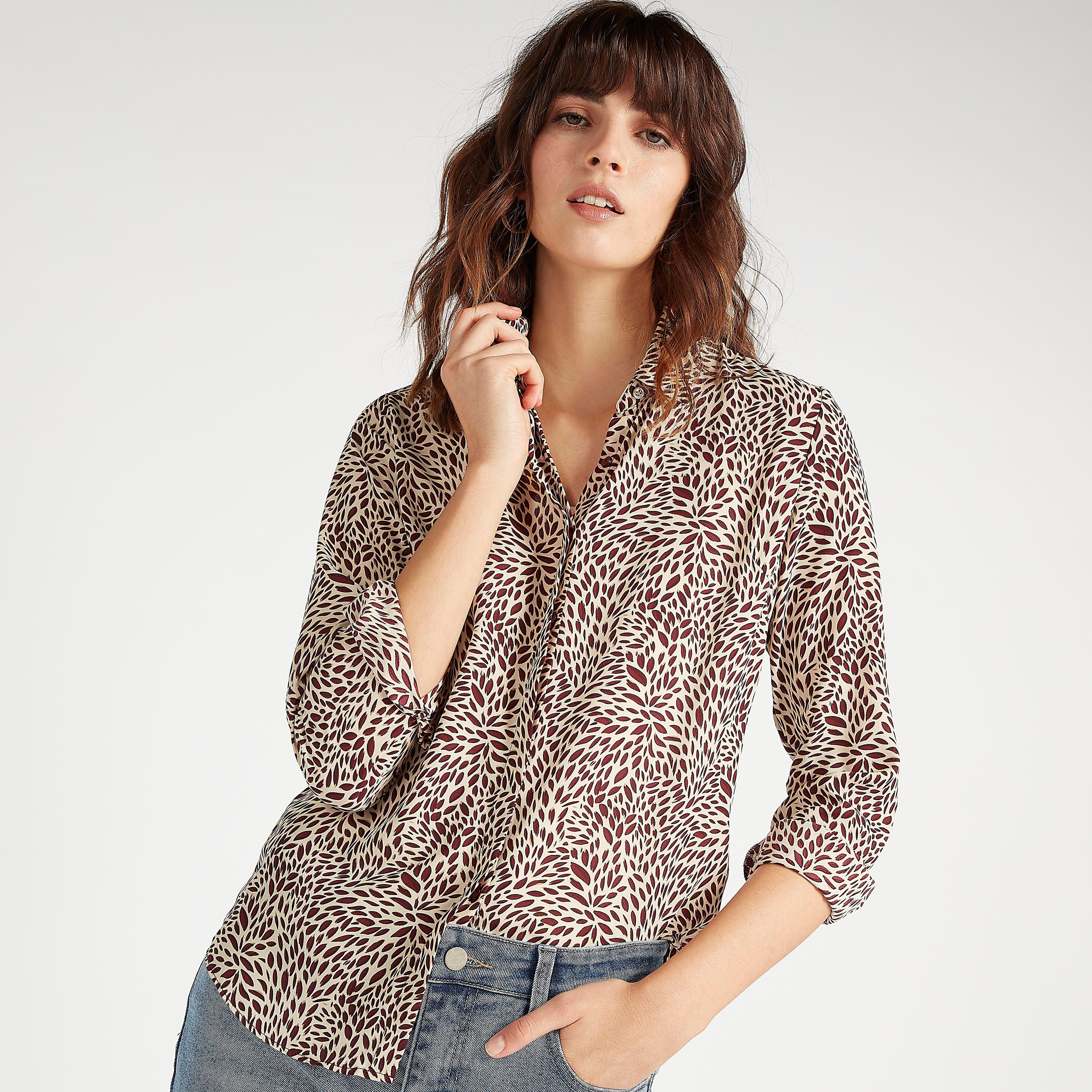 قميص بطبعات أزهار وياقة عادية وأكمام طويلة-women-clothing-shirtsandblouses-shirts-image-1