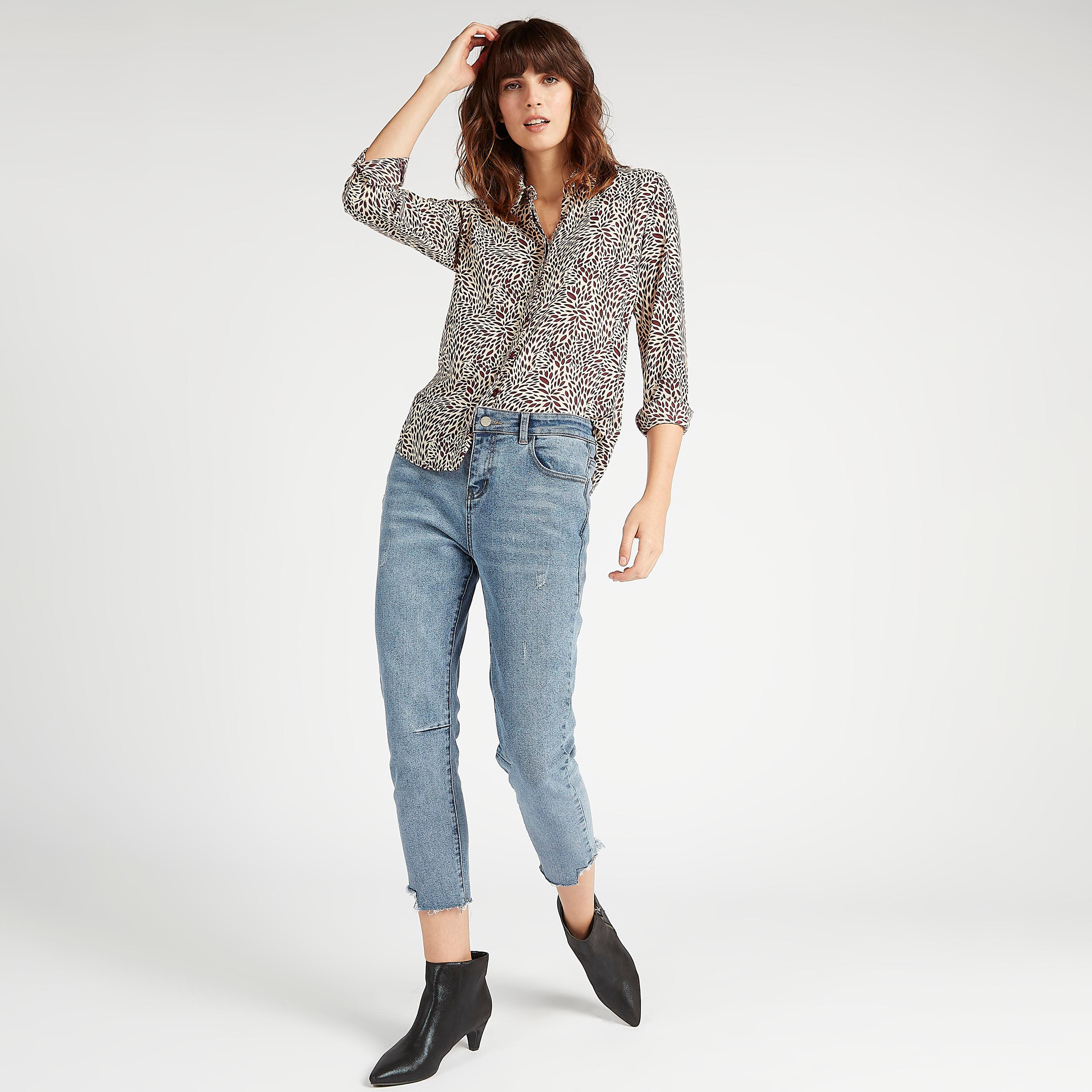 قميص بطبعات أزهار وياقة عادية وأكمام طويلة-women-clothing-shirtsandblouses-shirts-image-2