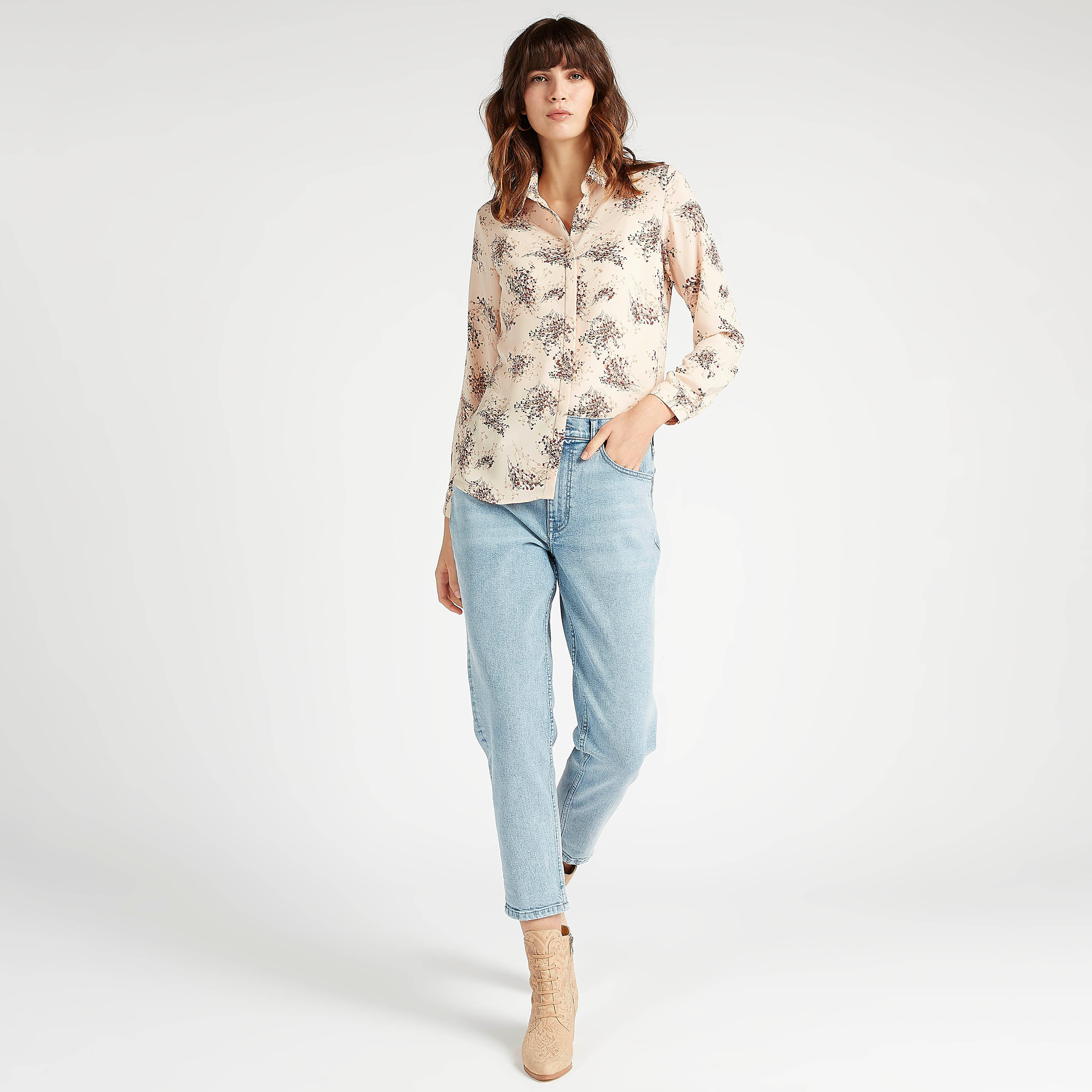 قميص بطبعات أزهار وياقة عادية وأكمام طويلة-women-clothing-shirtsandblouses-shirts-image-2