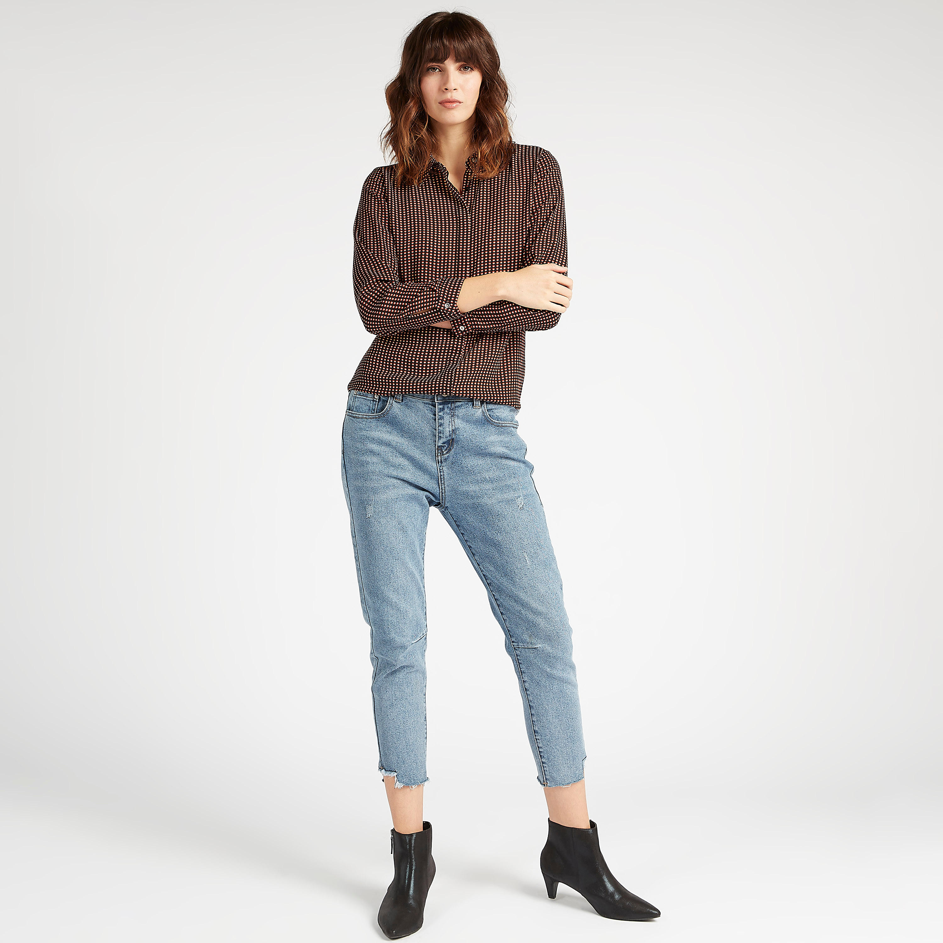 قميص بياقة واسعة وأكمام طويلة وطبعات منقّطة-women-clothing-shirtsandblouses-shirts-image-2