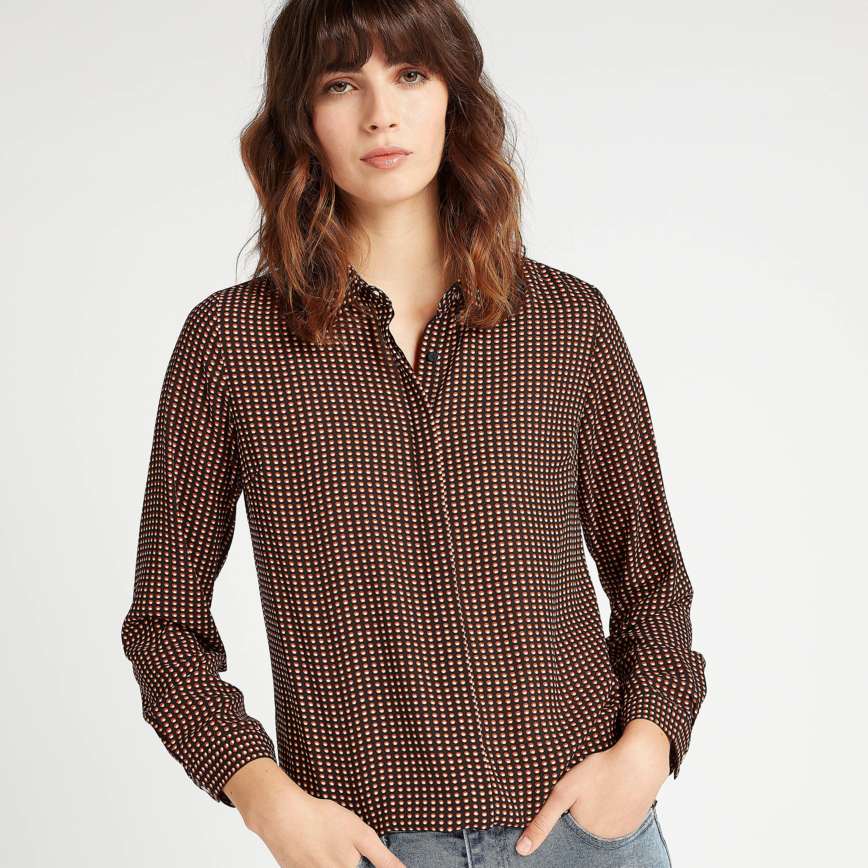 قميص بياقة واسعة وأكمام طويلة وطبعات منقّطة-women-clothing-shirtsandblouses-shirts-image-5
