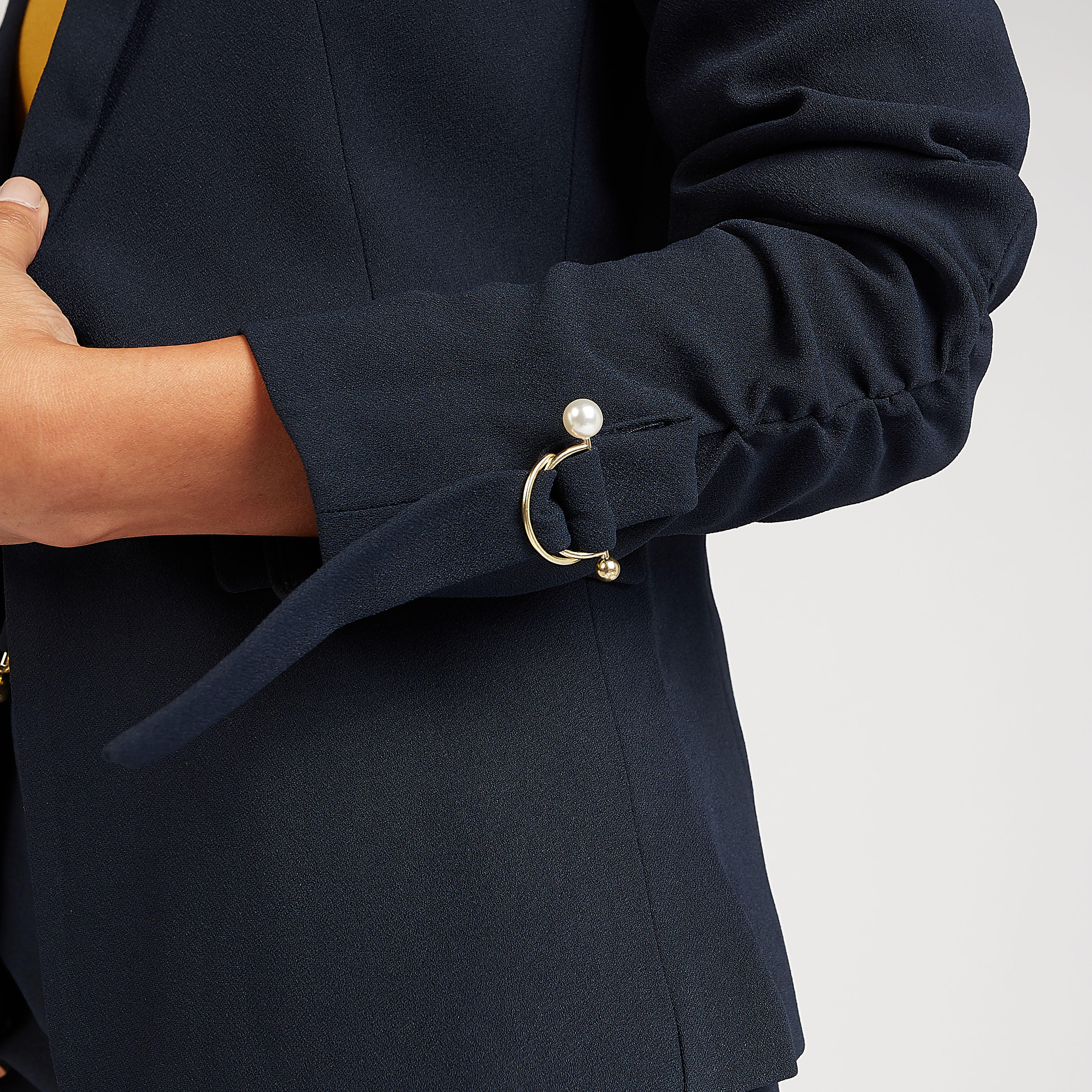Solid Formal Blazer with Notched Lapel and Flap Pockets-women-clothing-coatsandjackets-blazers-image-10