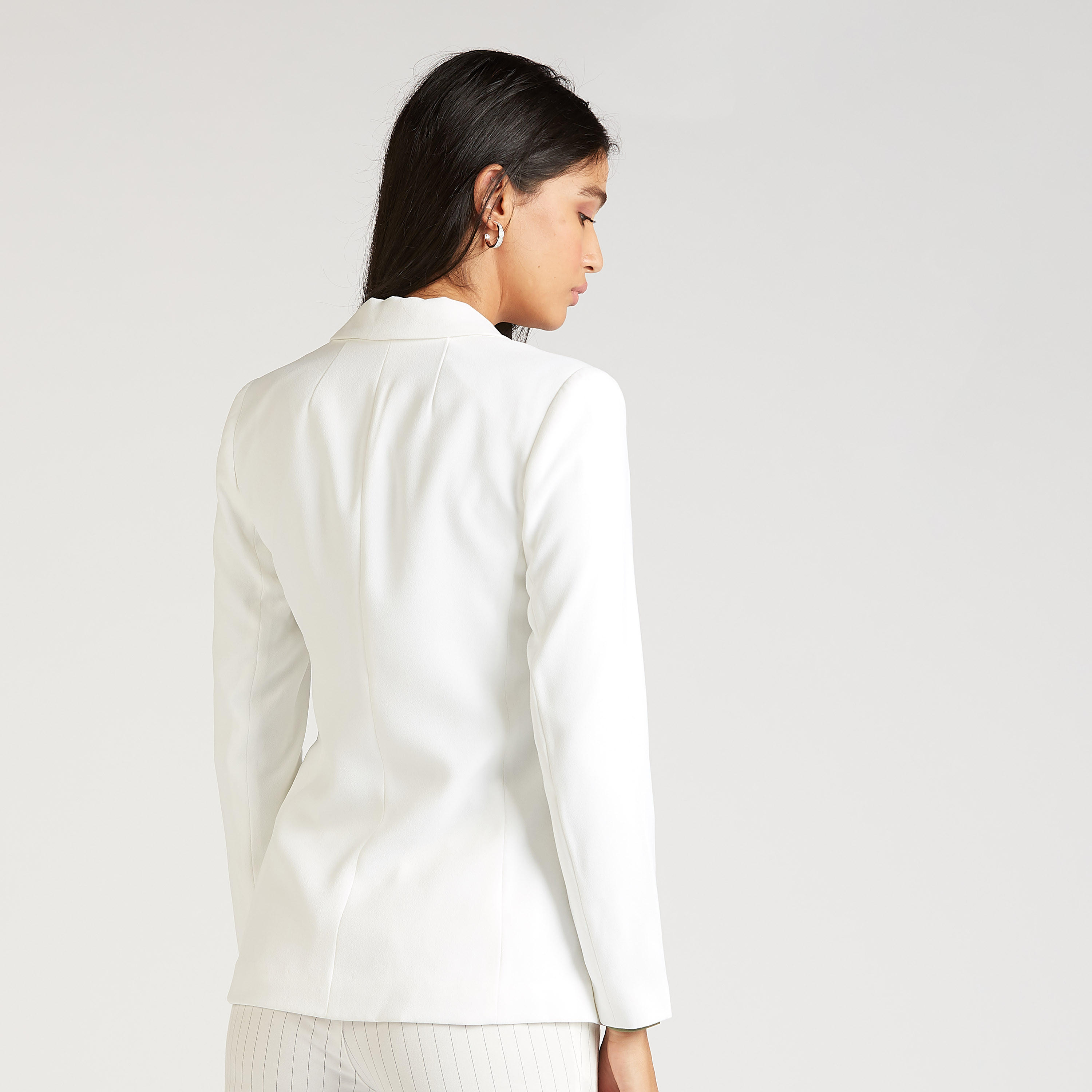 Solid Formal Blazer with Notched Lapel and Flap Pockets-women-clothing-coatsandjackets-blazers-image-4