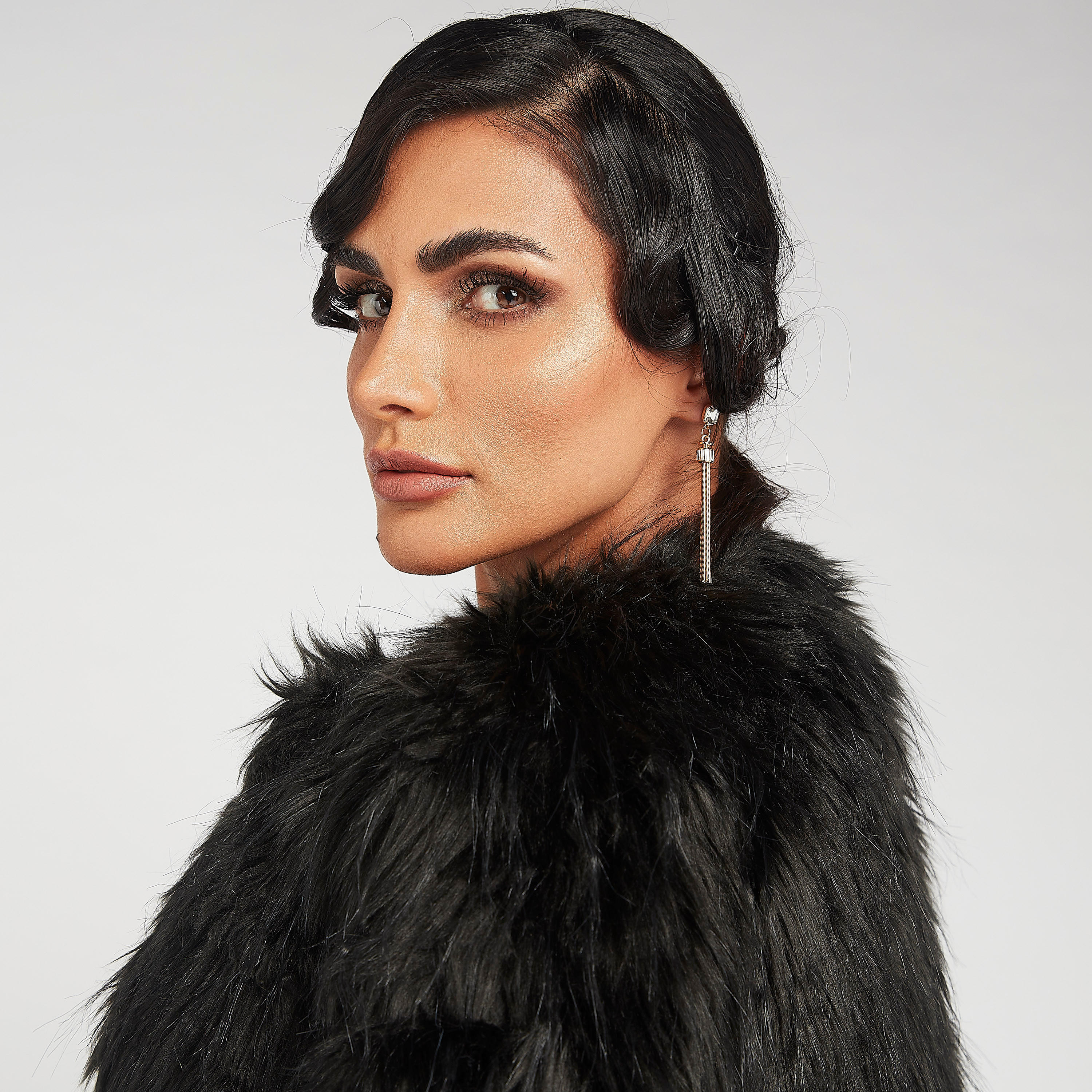 جاكيت بأكمام 3/4 وتفاصيل ناعمة-women-winterwear-coatsandjackets-jackets-image-2