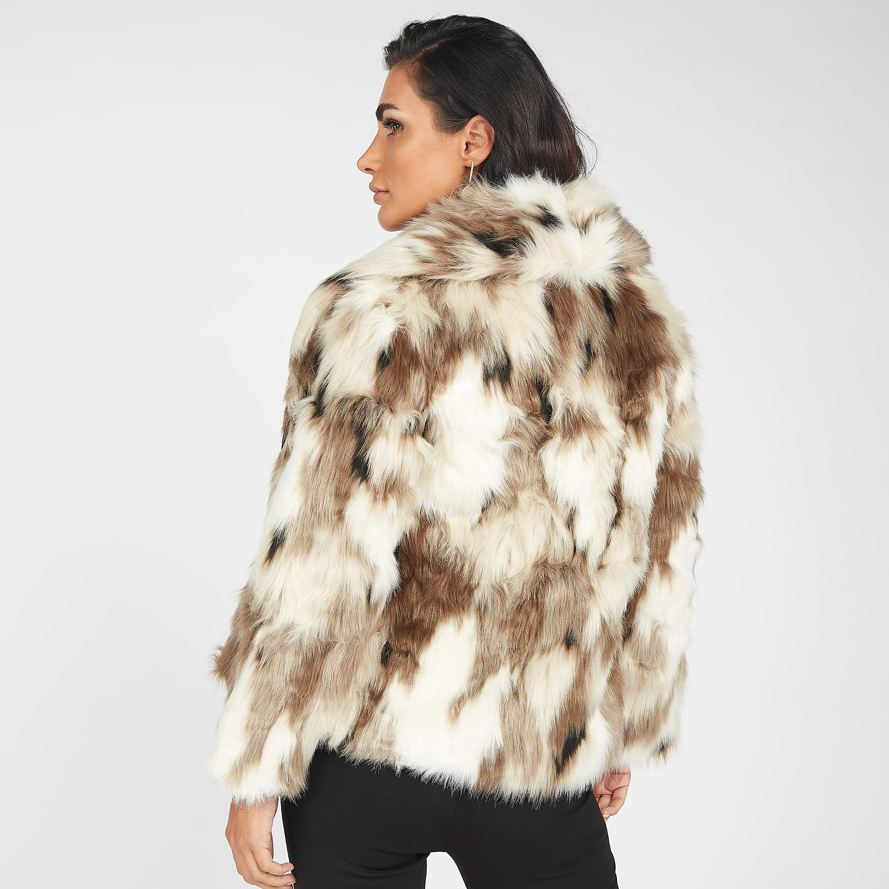 جاكيت بياقة عادية وتفاصيل ناعمة وأكمام طويلة-women-winterwear-coatsandjackets-jackets-image-4