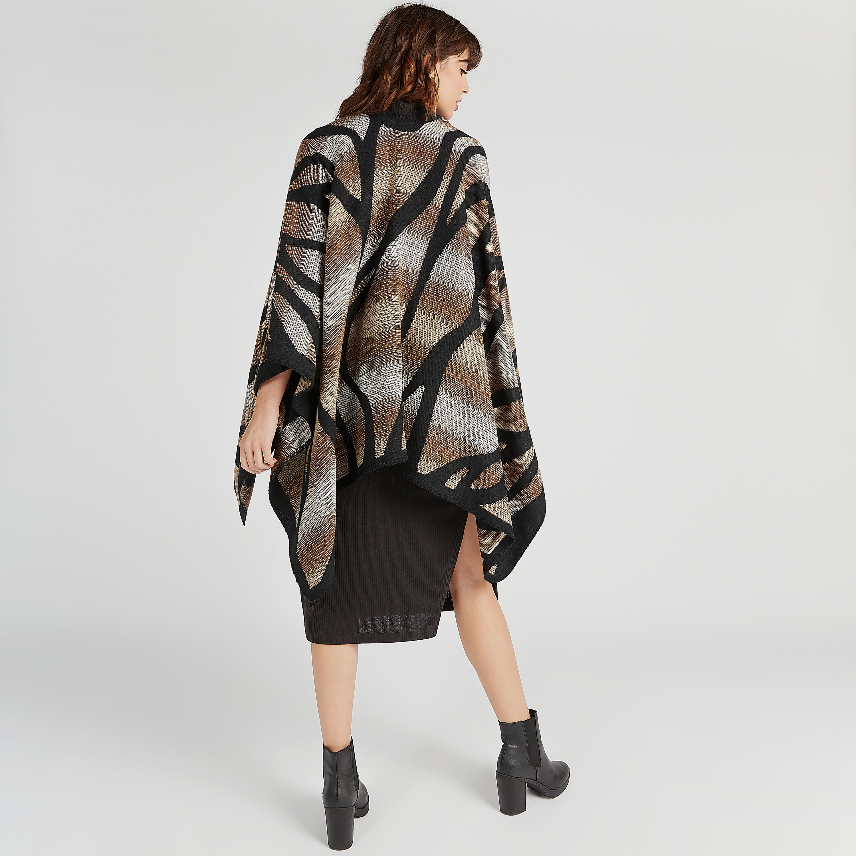 سترة فضفاضة بارزة الملمس مفتوحة من الأمام  بحواف غير مستوية-women-winterwear-cardigansandjumpers-cardigans-image-4