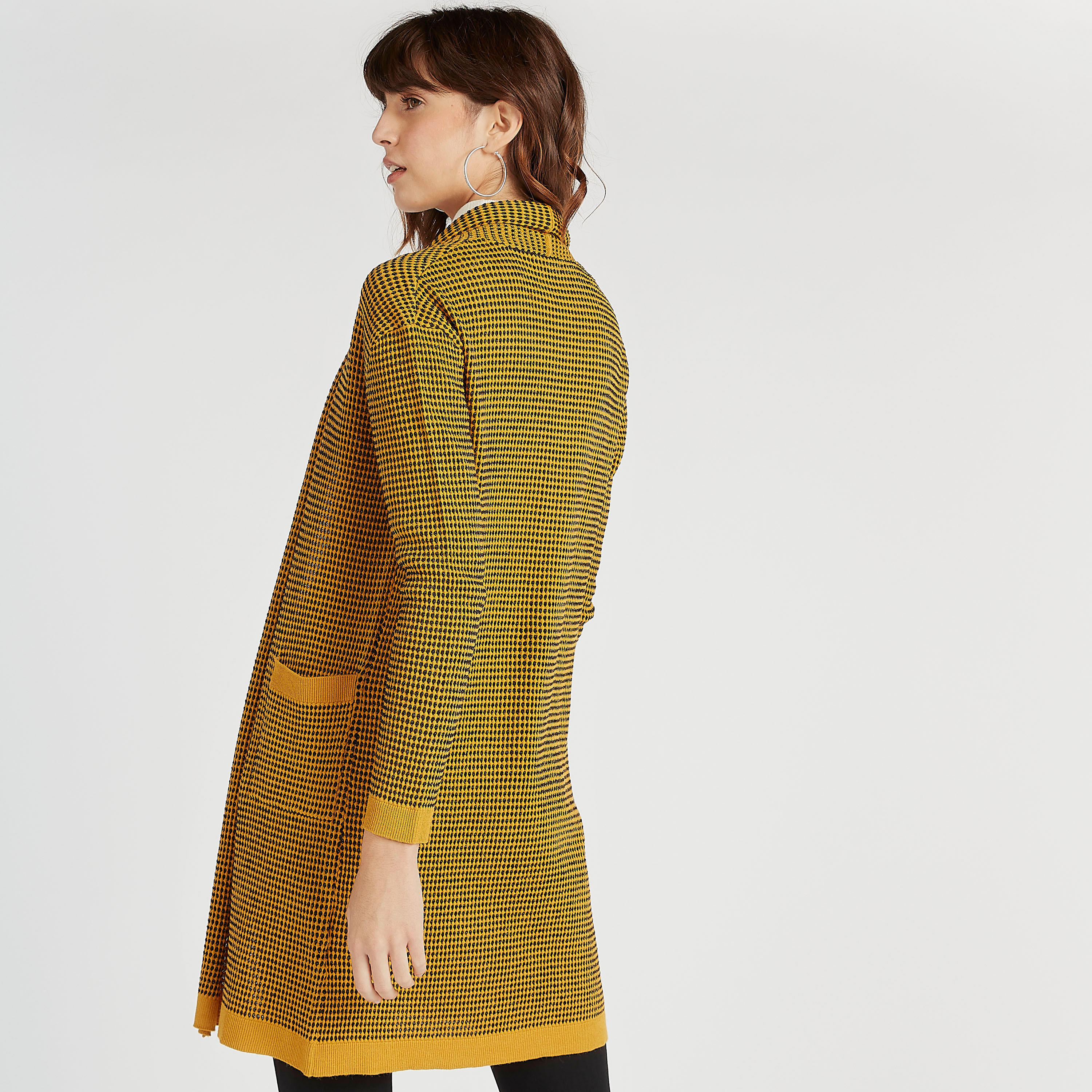 جاكيت طويل بارز الملمس بفتحة أماميّة مع أكمام طويلة وجيوب-women-winterwear-coatsandjackets-jackets-image-4