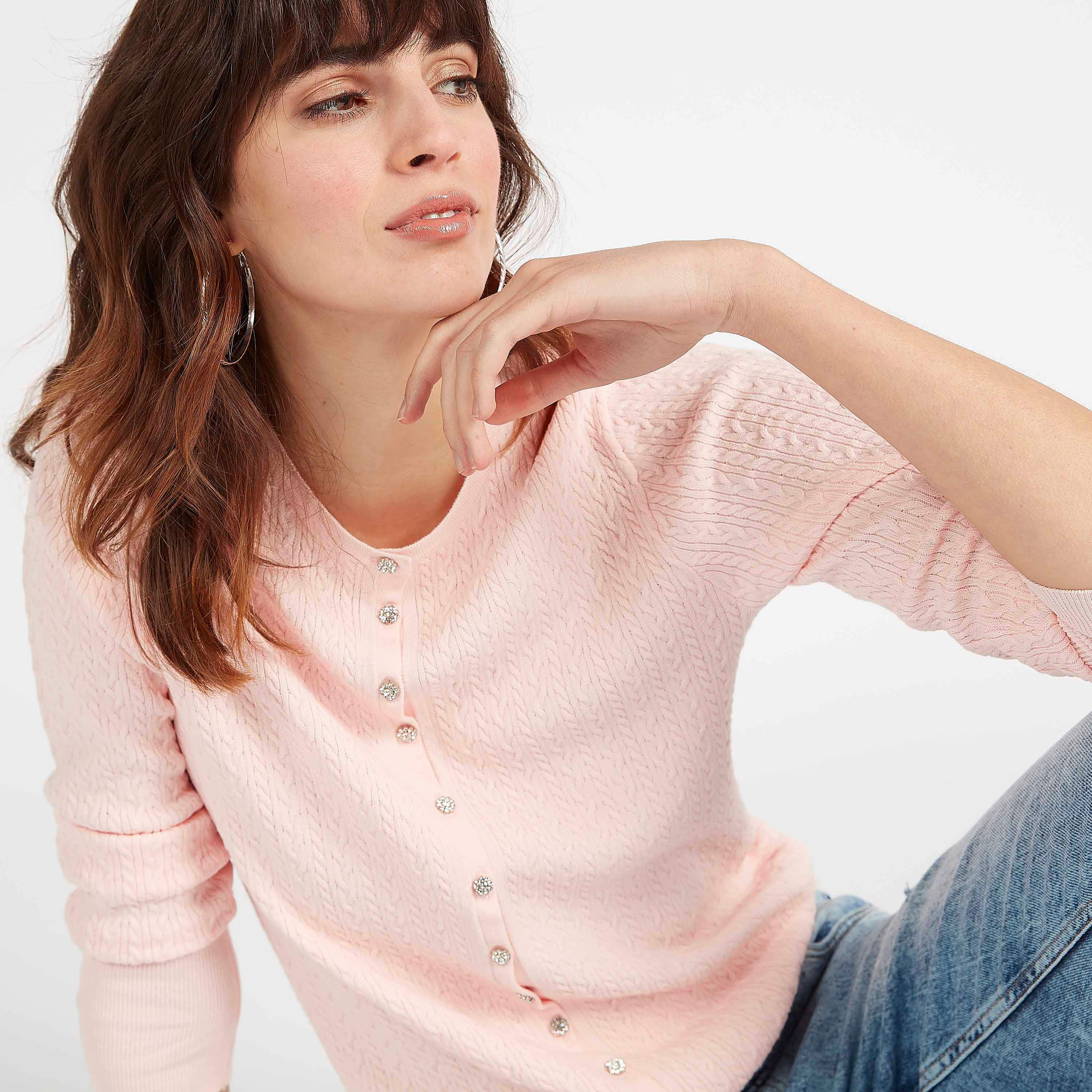 كارديجان بارز الملمس بأكمام طويلة وأزرار مرصّعة-women-winterwear-cardigansandjumpers-cardigans-image-7