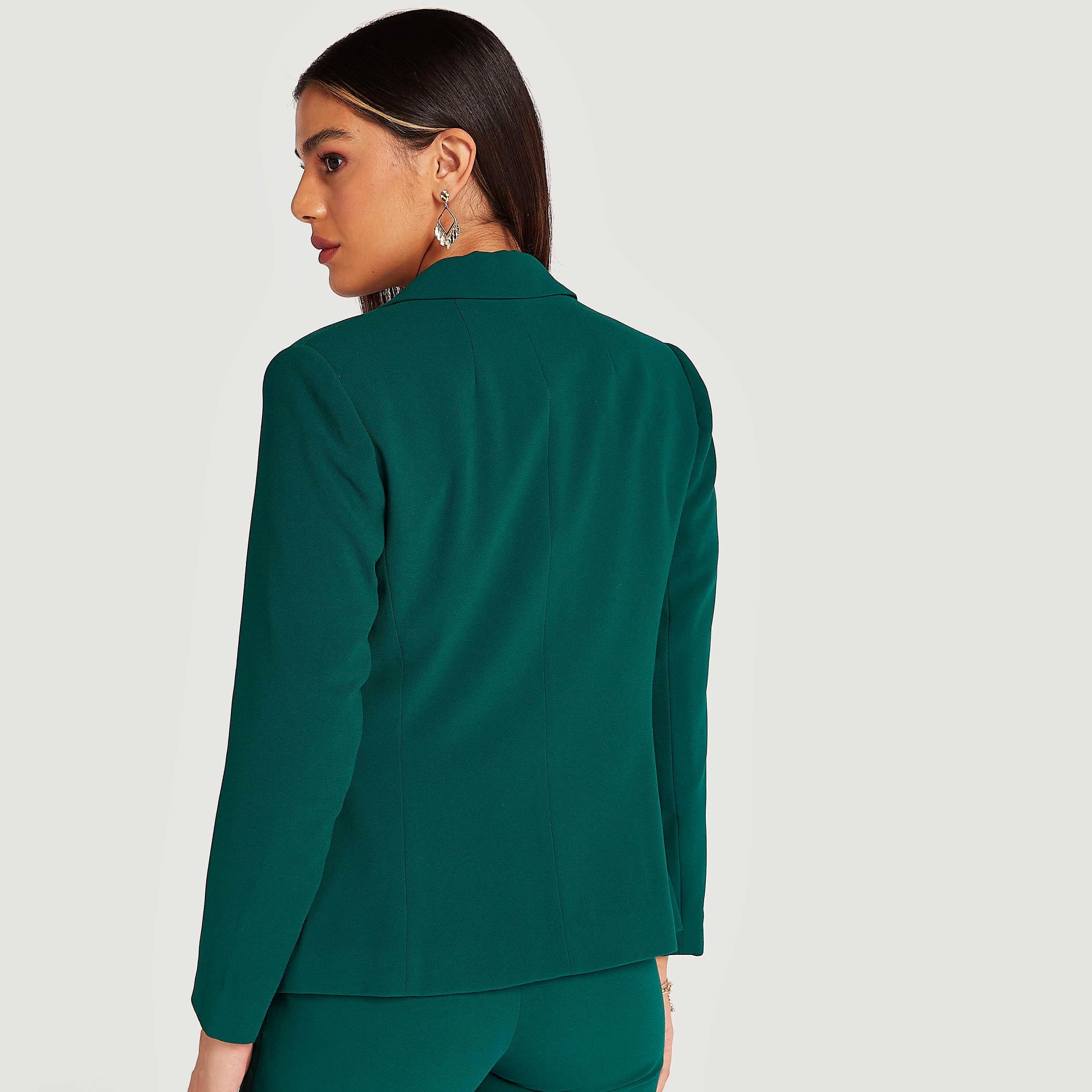 بليزر سادة بقصّة سليم وأكمام طويلة-women-clothing-coatsandjackets-blazers-image-4