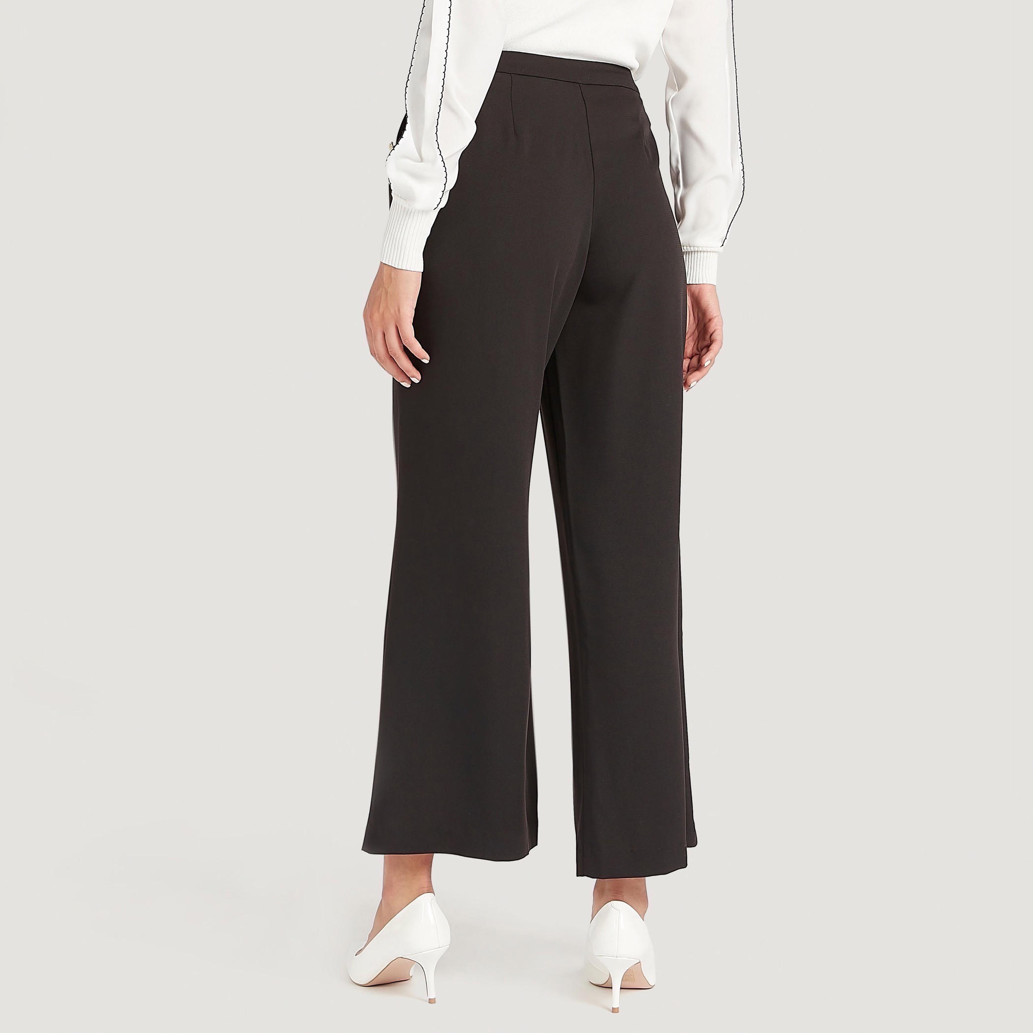 بنطلون واسع سادة بسحّاب إغلاق وتفاصيل دانتيل-women-clothing-bottoms-trousers-image-2