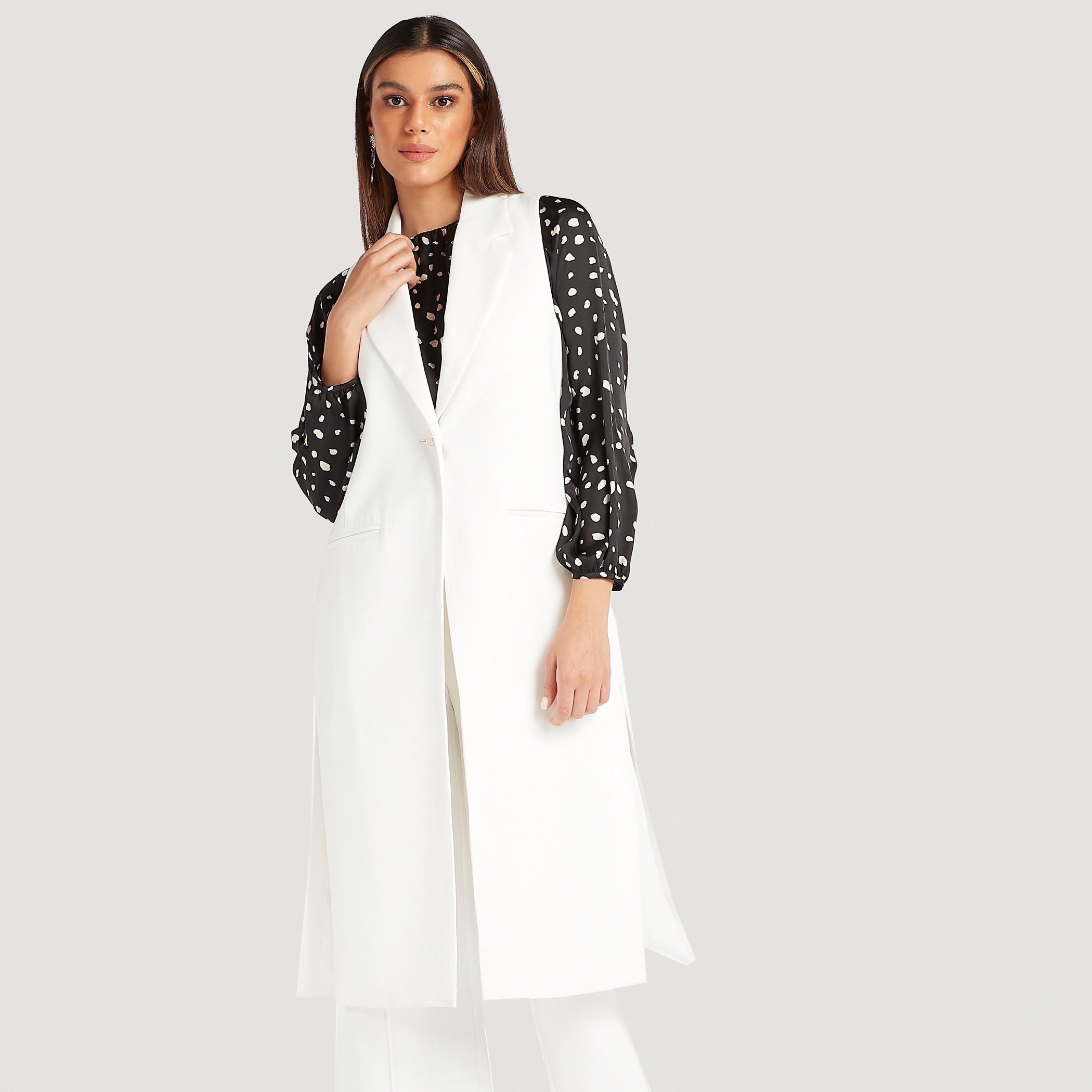 Sleeveless Trench Coat with Side Slits-women-clothing-coatsandjackets-coats-image-2