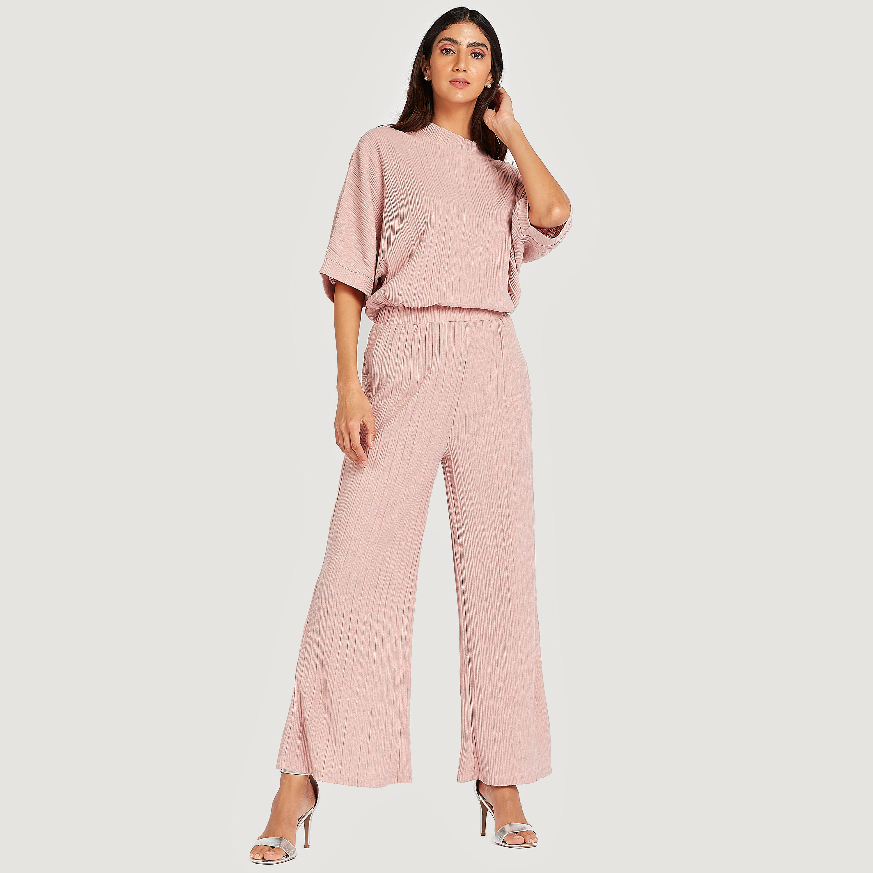 بنطلون بالازو بارز الملمس بخصر مطاطي-women-clothing-bottoms-trousers-image-5