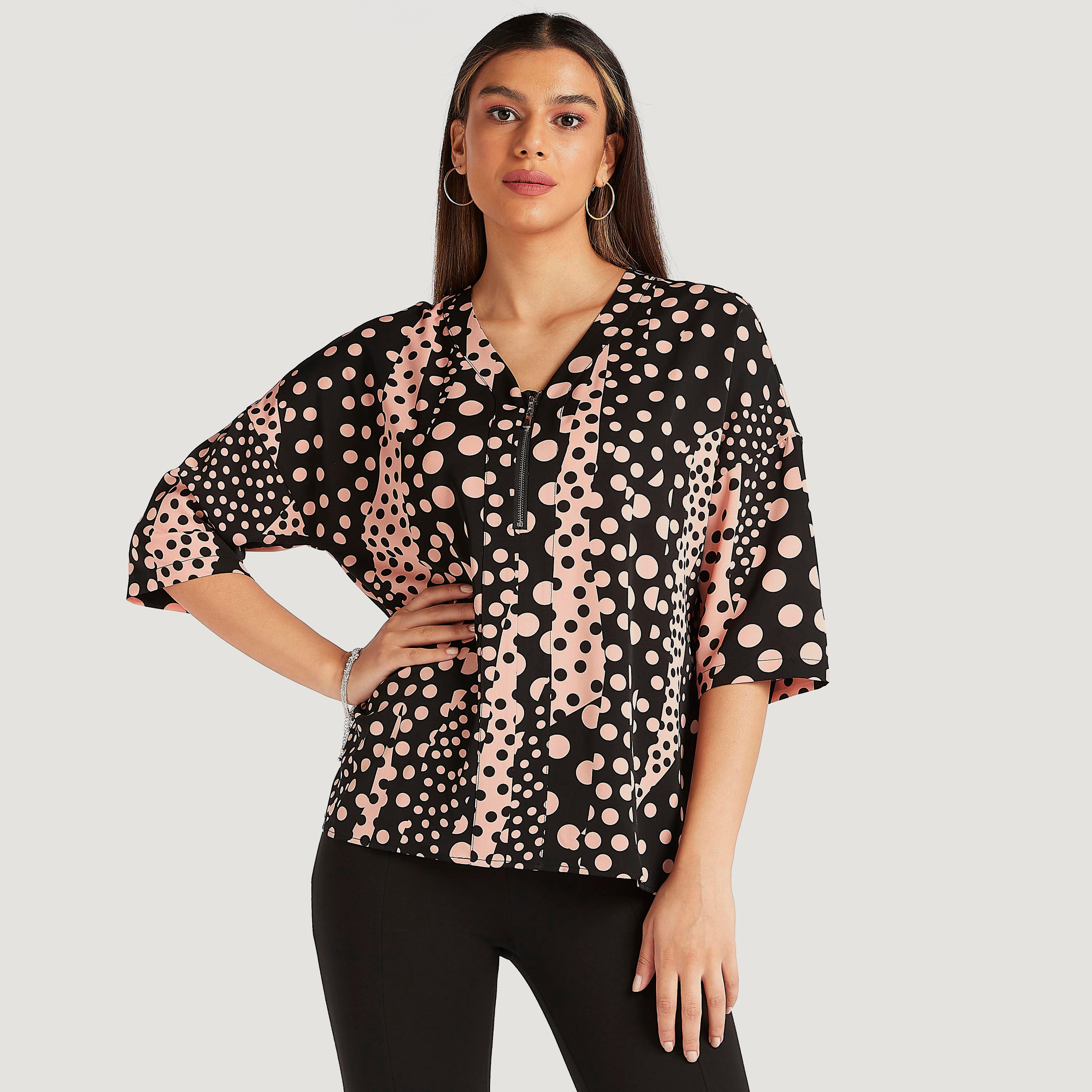 بلوزة بطبعات وياقة على شكل V وأكمام 3/4 وسحاب-women-clothing-shirtsandblouses-blouses-image-1