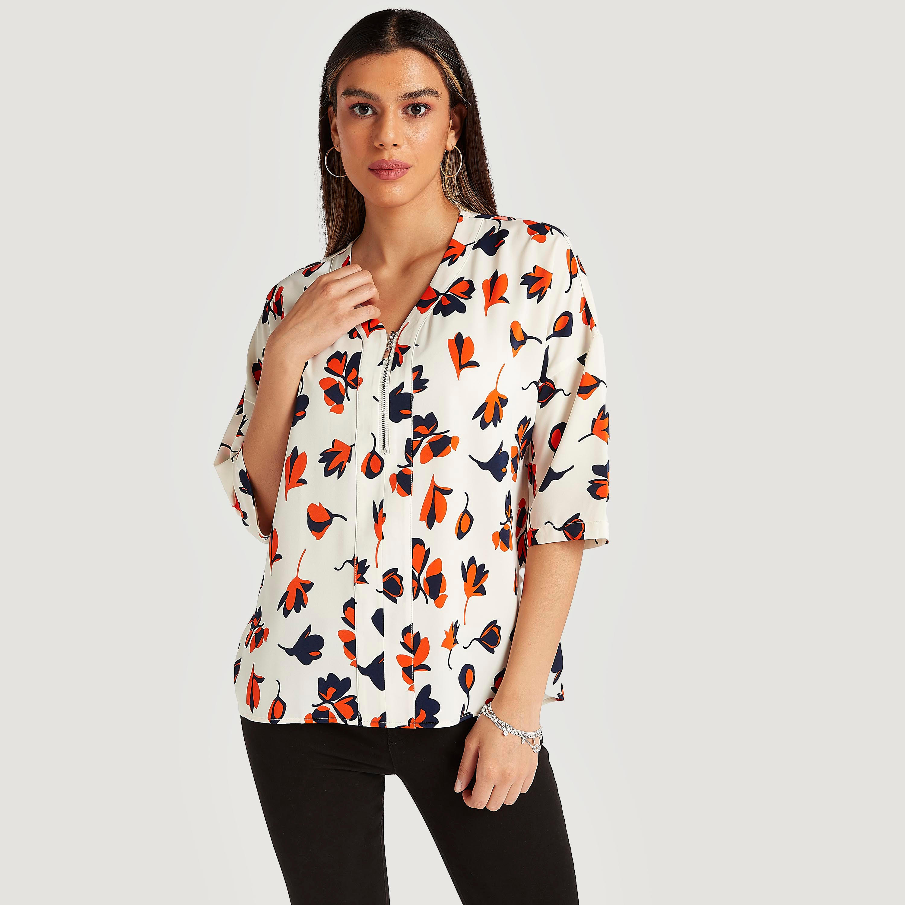 فستان بطبعات أزهار وياقة V وأكمام 3/4 وسحاب-women-clothing-shirtsandblouses-blouses-image-6