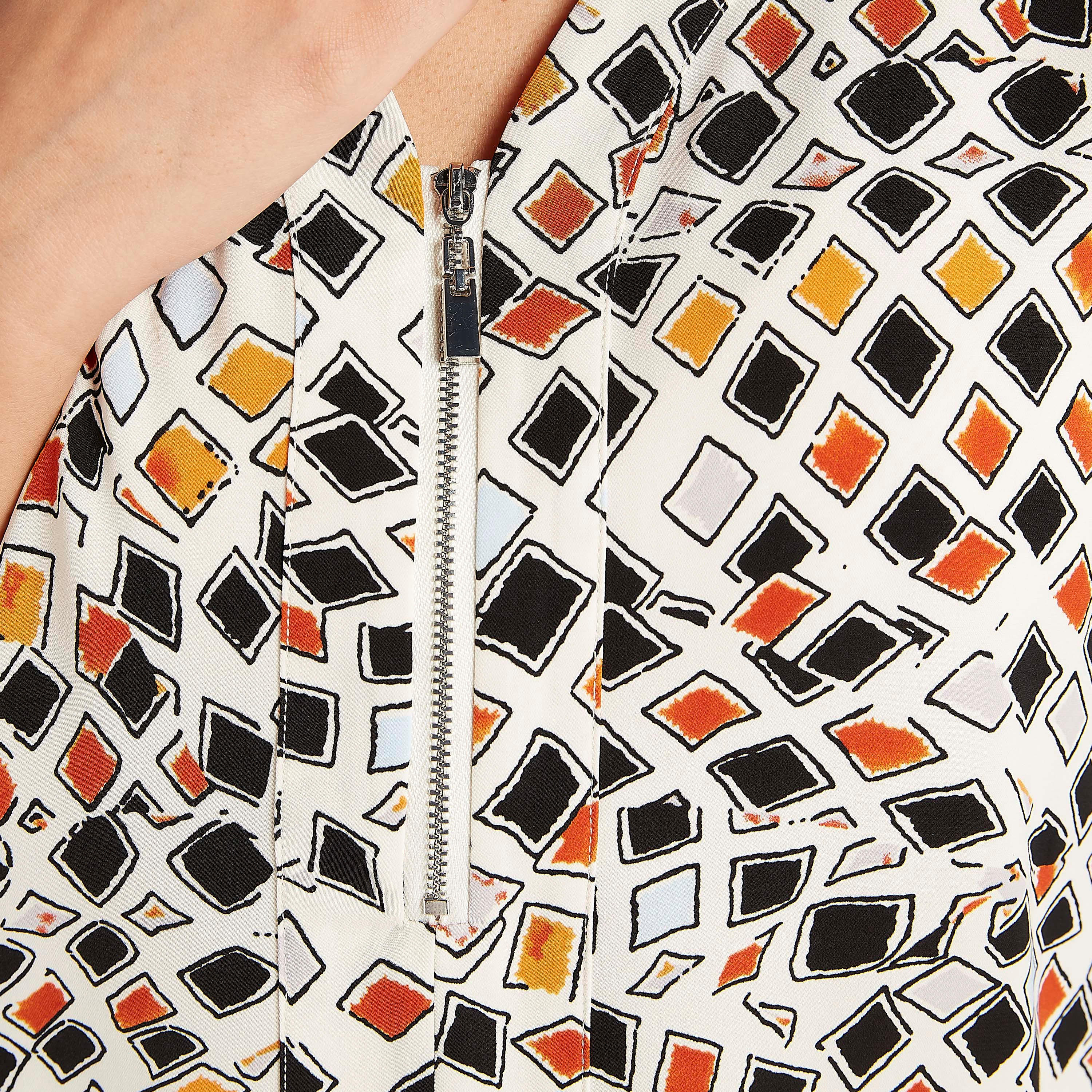 بلوزة بطبعات وياقة V وأكمام 3/4 وسحاب-women-clothing-shirtsandblouses-blouses-image-3