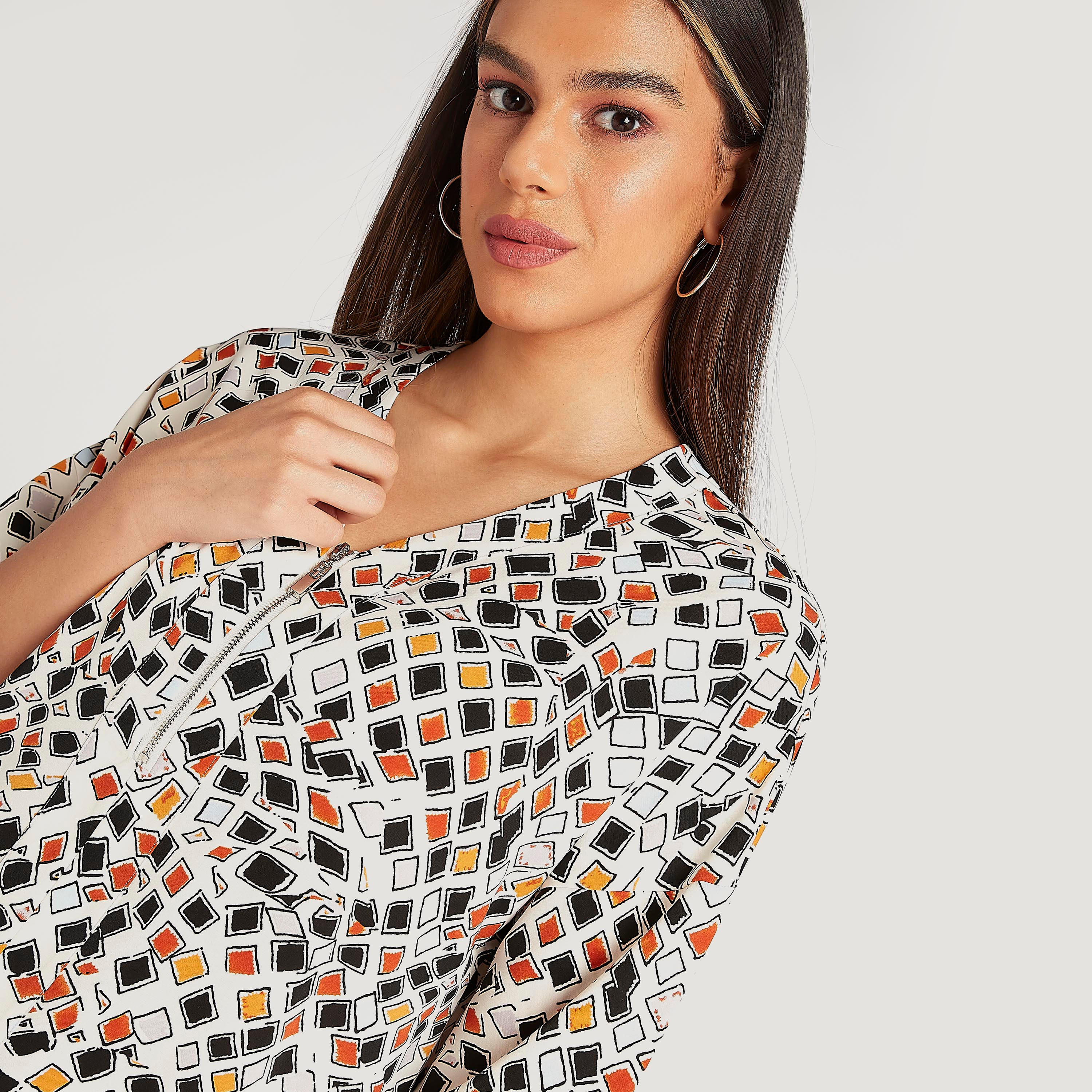 بلوزة بطبعات وياقة V وأكمام 3/4 وسحاب-women-clothing-shirtsandblouses-blouses-image-5