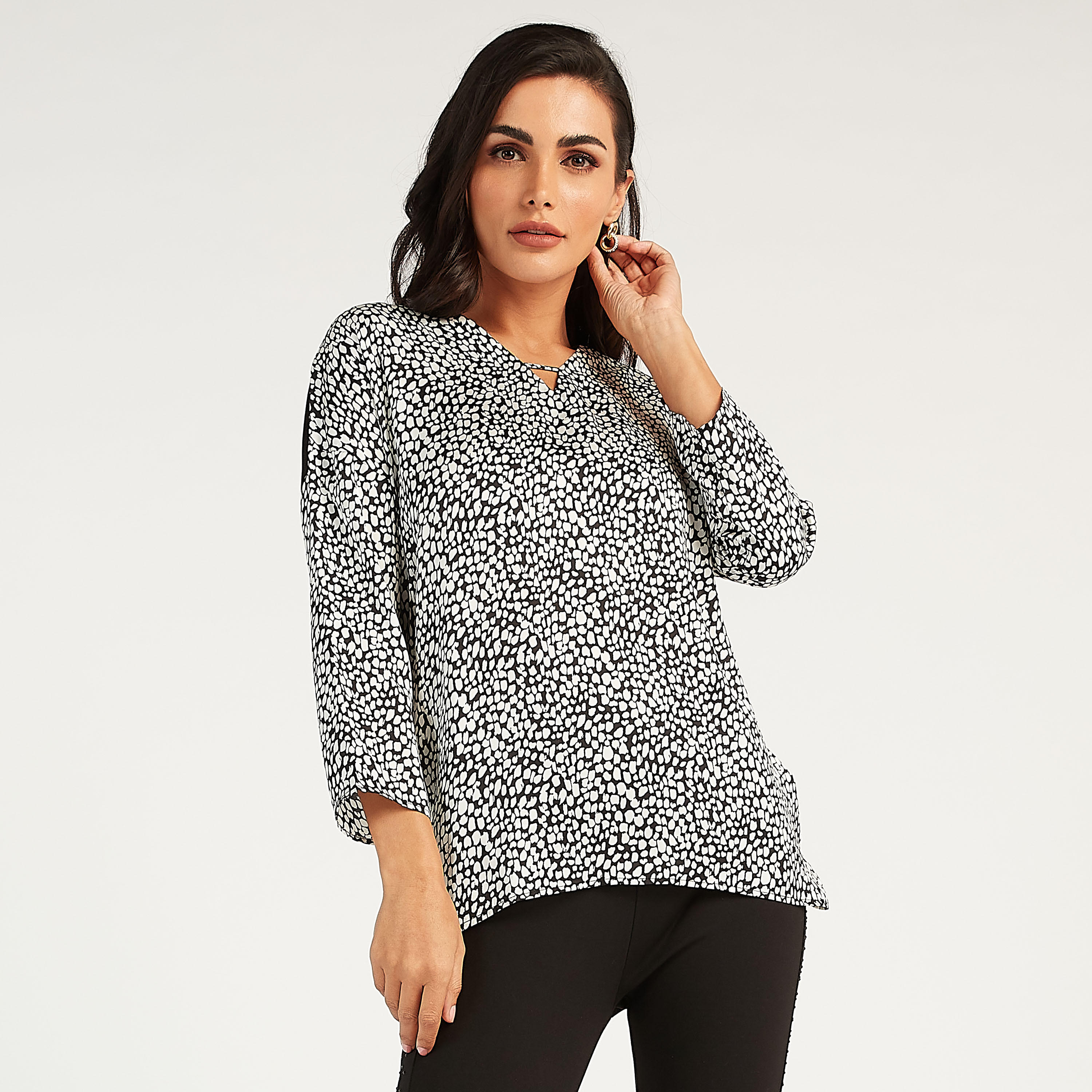 Printed Long Sleeves Top with V-neck-women-clothing-shirtsandblouses-blouses-image-1