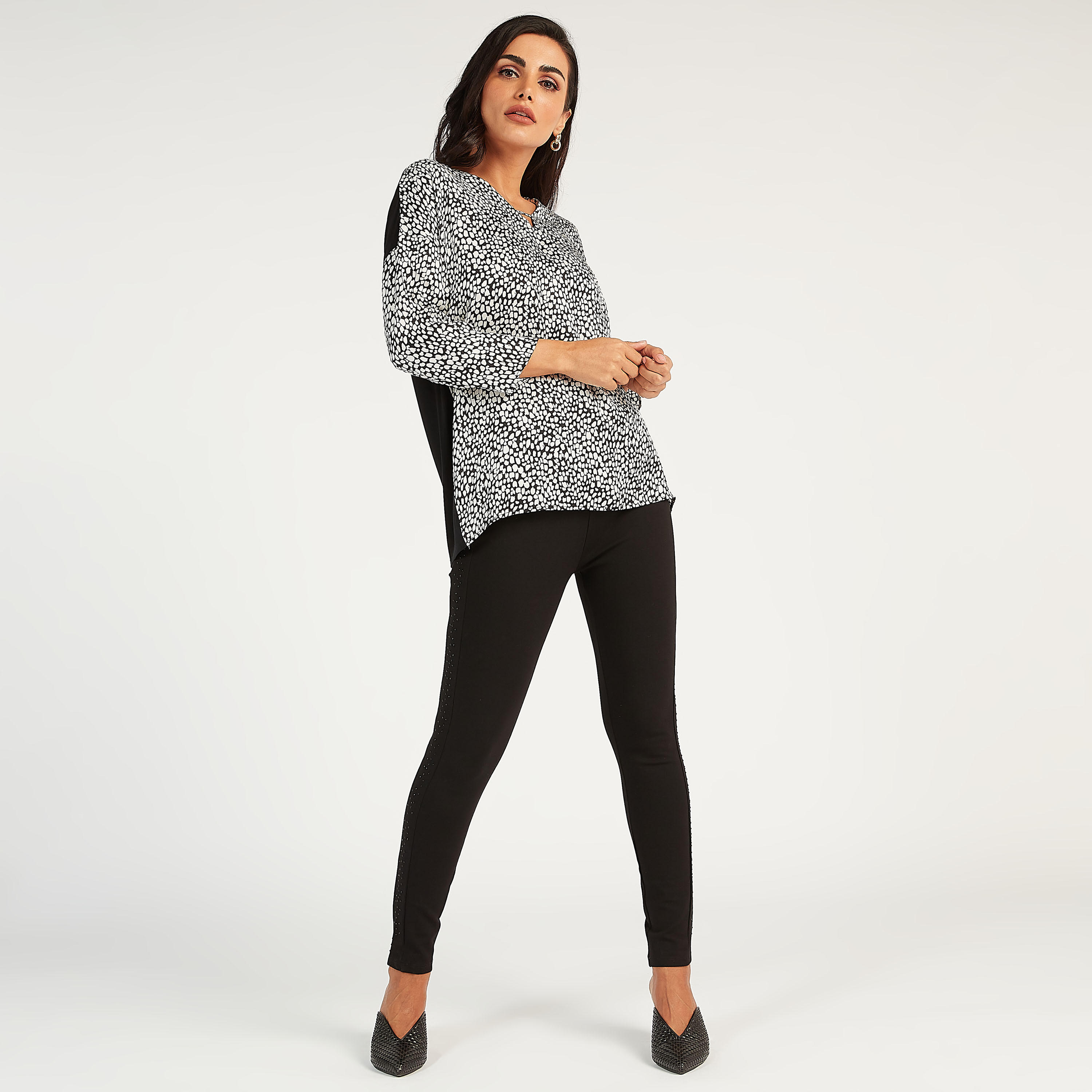 Printed Long Sleeves Top with V-neck-women-clothing-shirtsandblouses-blouses-image-2