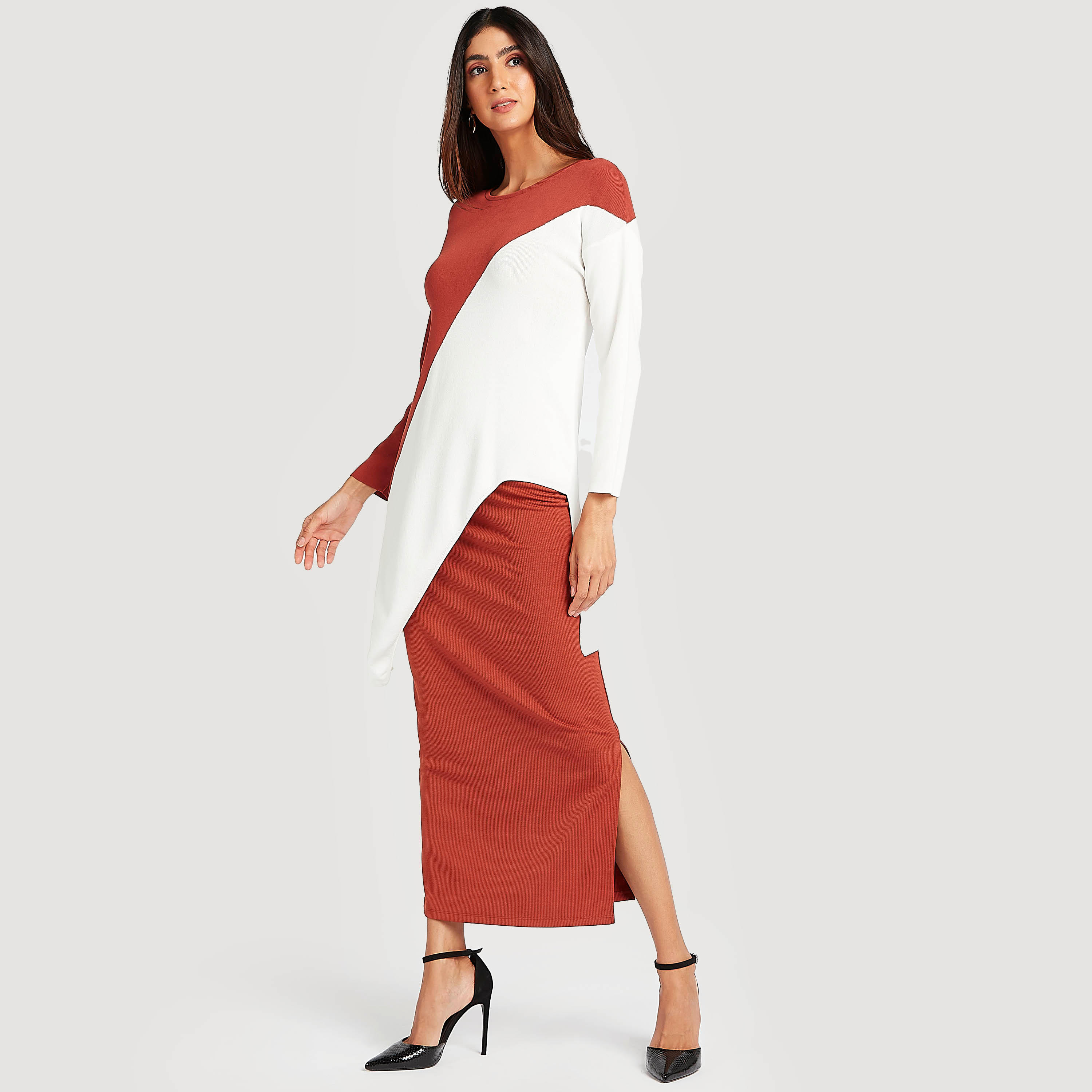 بلوزة تصاميم مغايرة بأكمام طويلة وأطراف غير مستوية-women-clothing-shirtsandblouses-blouses-image-4