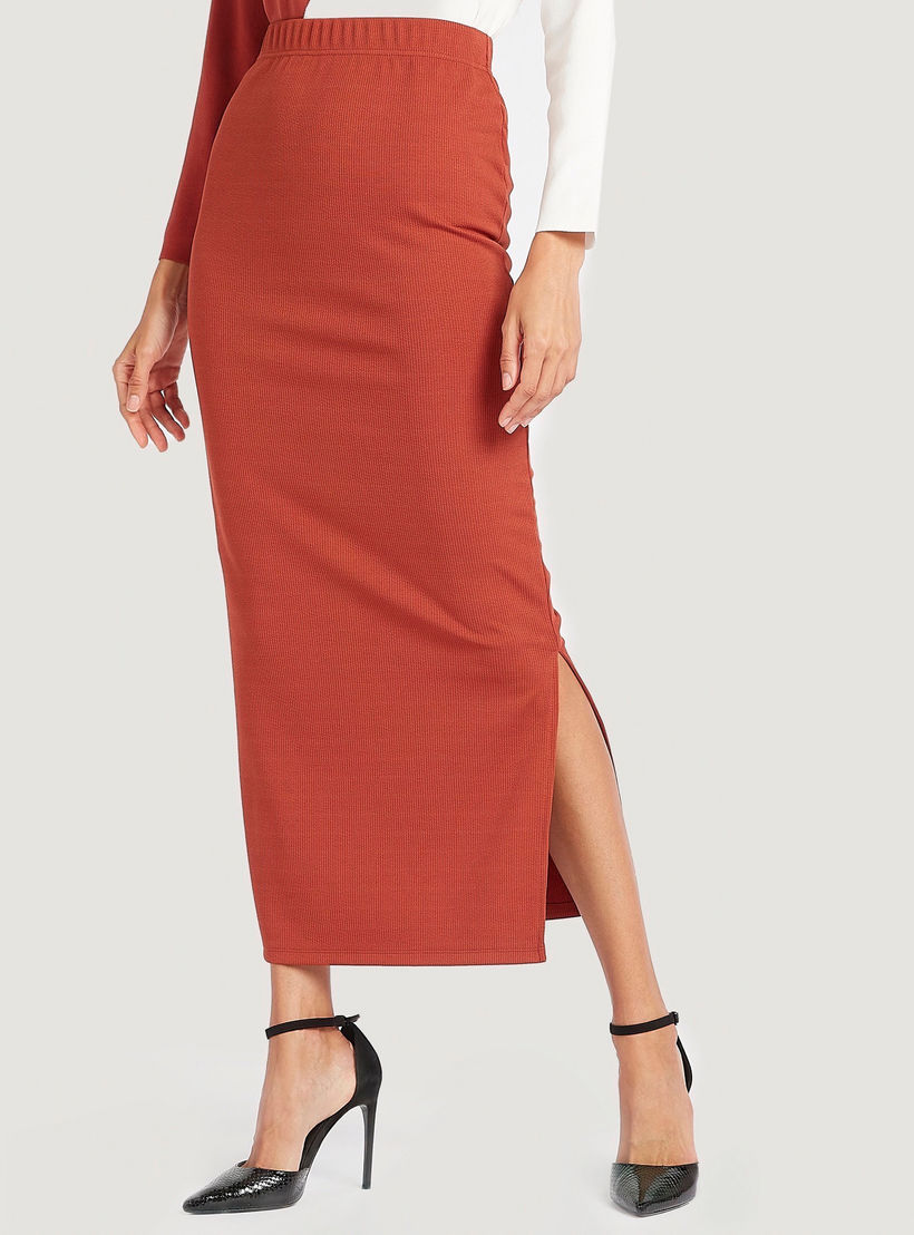 تنّورة ميدي بقصّة ضيّقة مضلّعة بخصر مطّاطي-women-clothing-bottoms-skirts-image-1