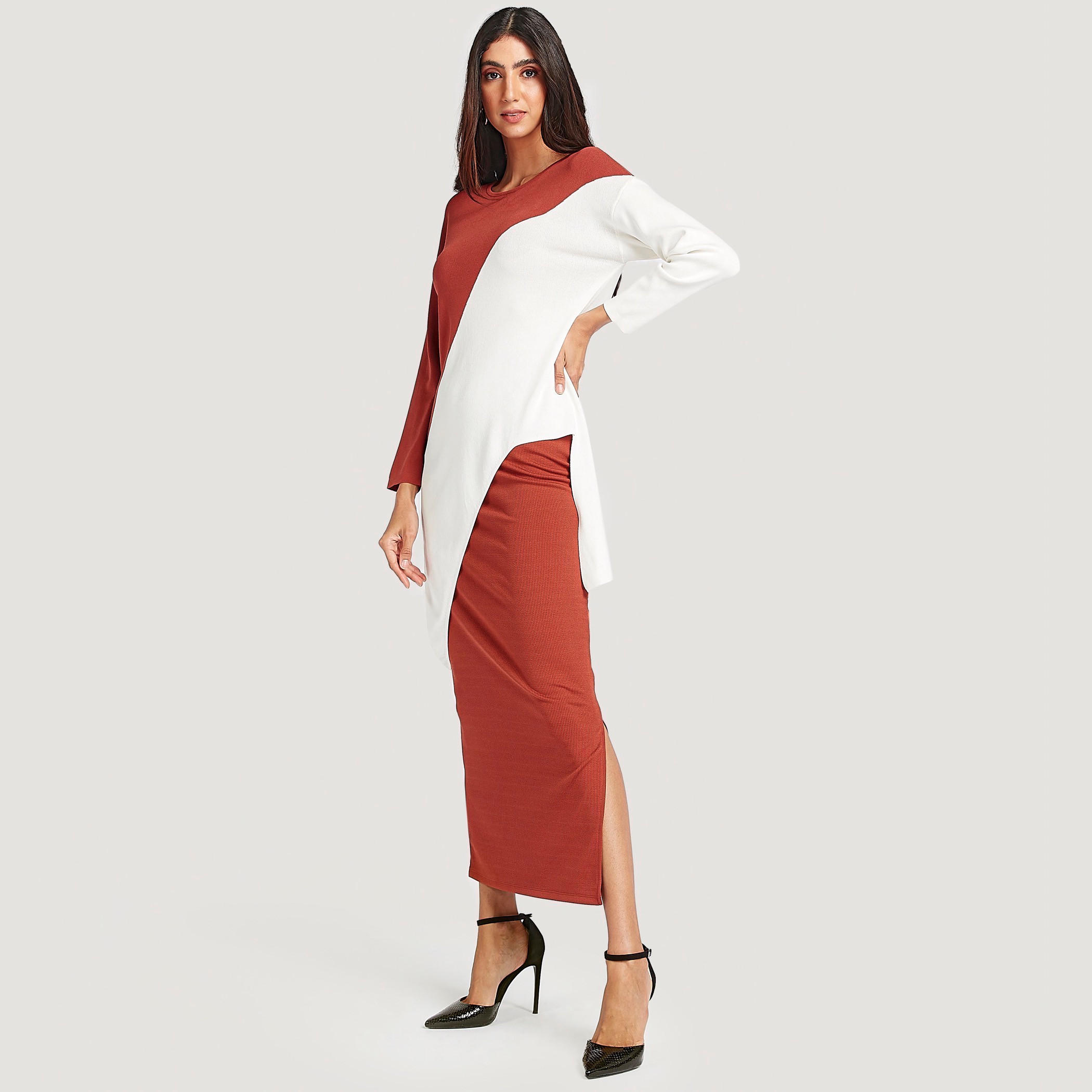 تنّورة ميدي بقصّة ضيّقة مضلّعة بخصر مطّاطي-women-clothing-bottoms-skirts-image-2