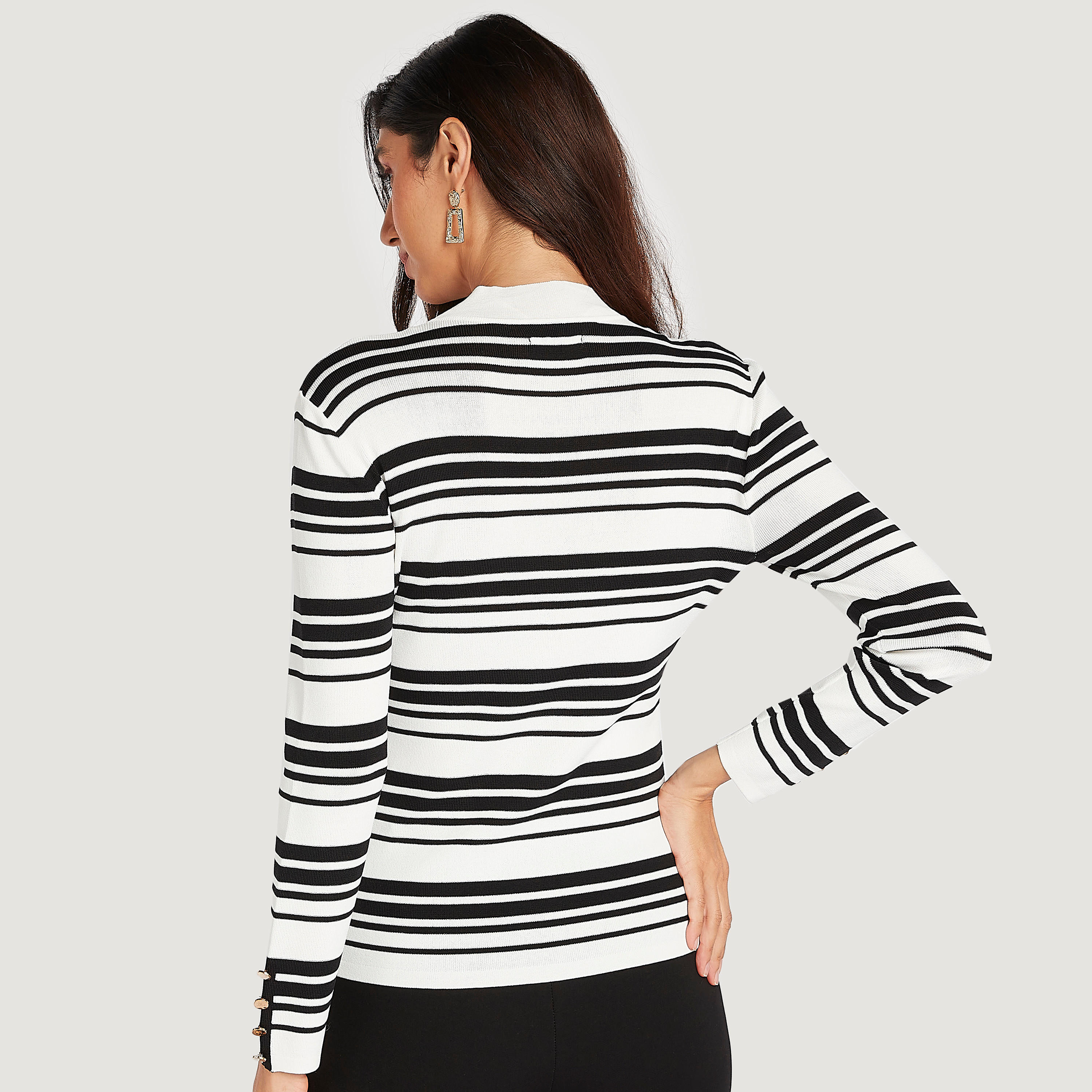 كنزة مخطّطة بياقة عالية وأكمام طويلة-women-clothing-cardigansandjumpers-jumpers-image-2