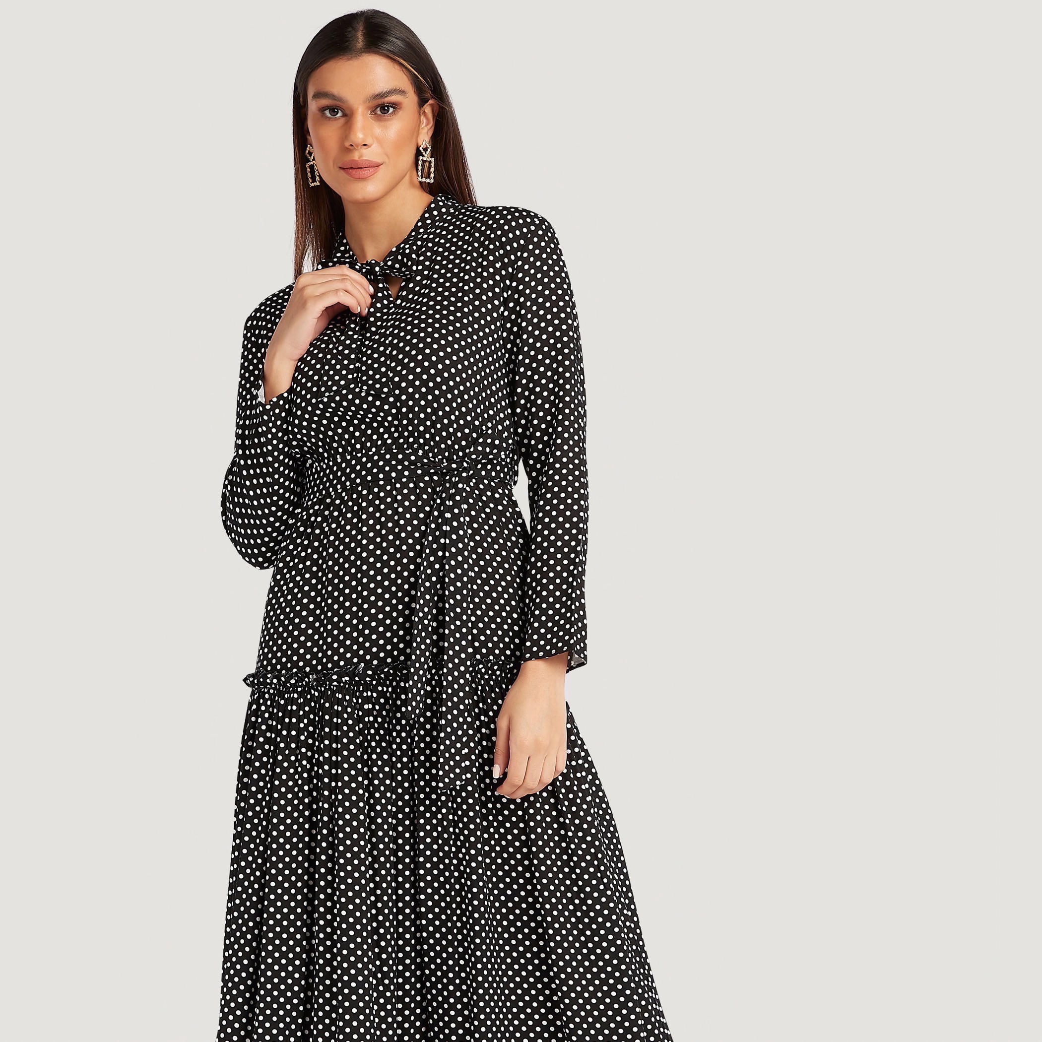 فستان طويل منقّط بأكمام طويلة وأربطة-women-clothing-dresses-image-3
