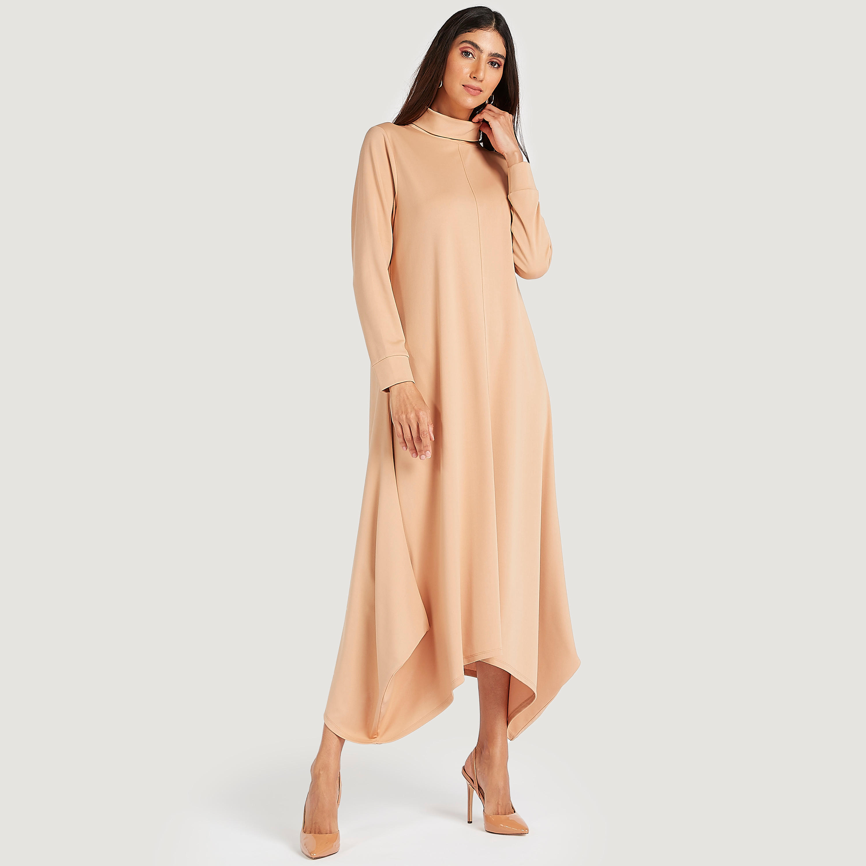 فستان ميدي سادة بطول غير مستوي وأكمام طويلة وياقة عالية-women-clothing-dresses-image-1