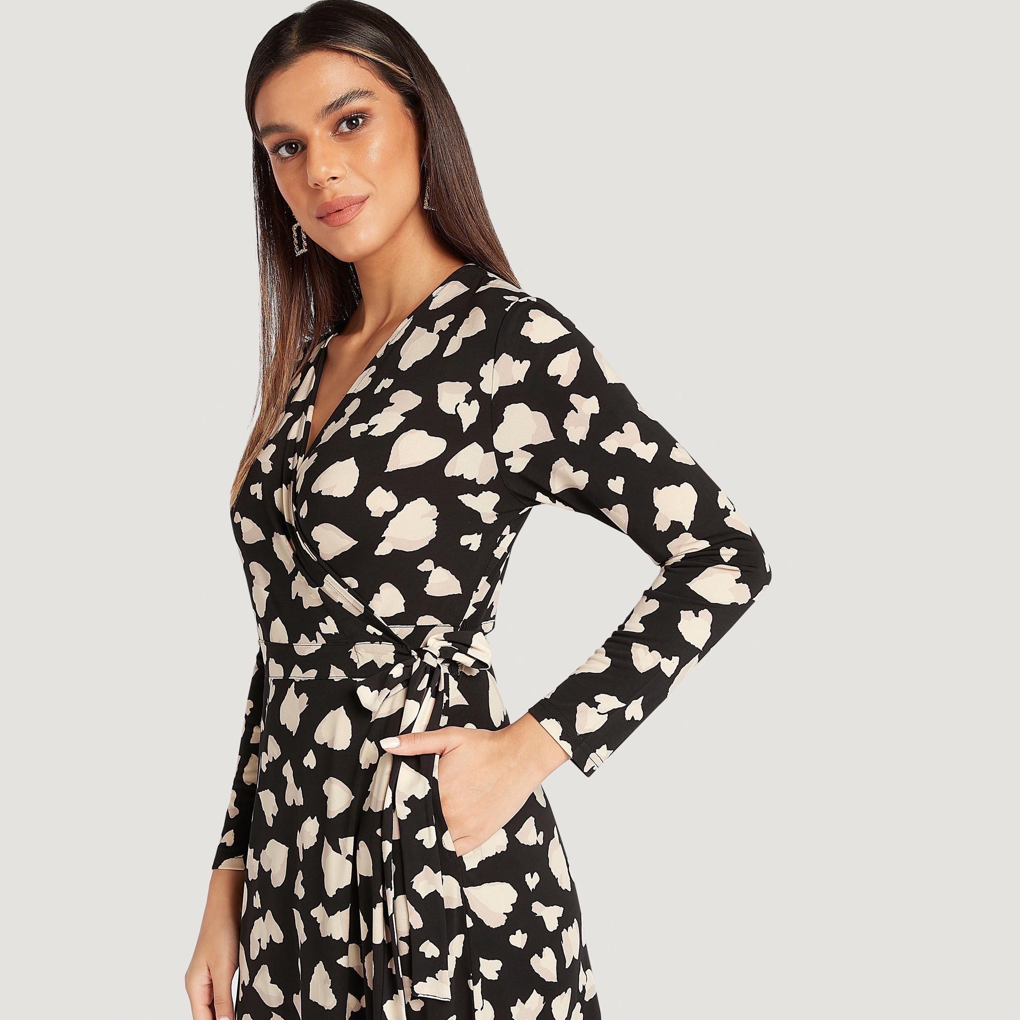 فستان طويل إيه لاين بأكمام طويلة وجيوب وطبعات-women-clothing-dresses-image-3