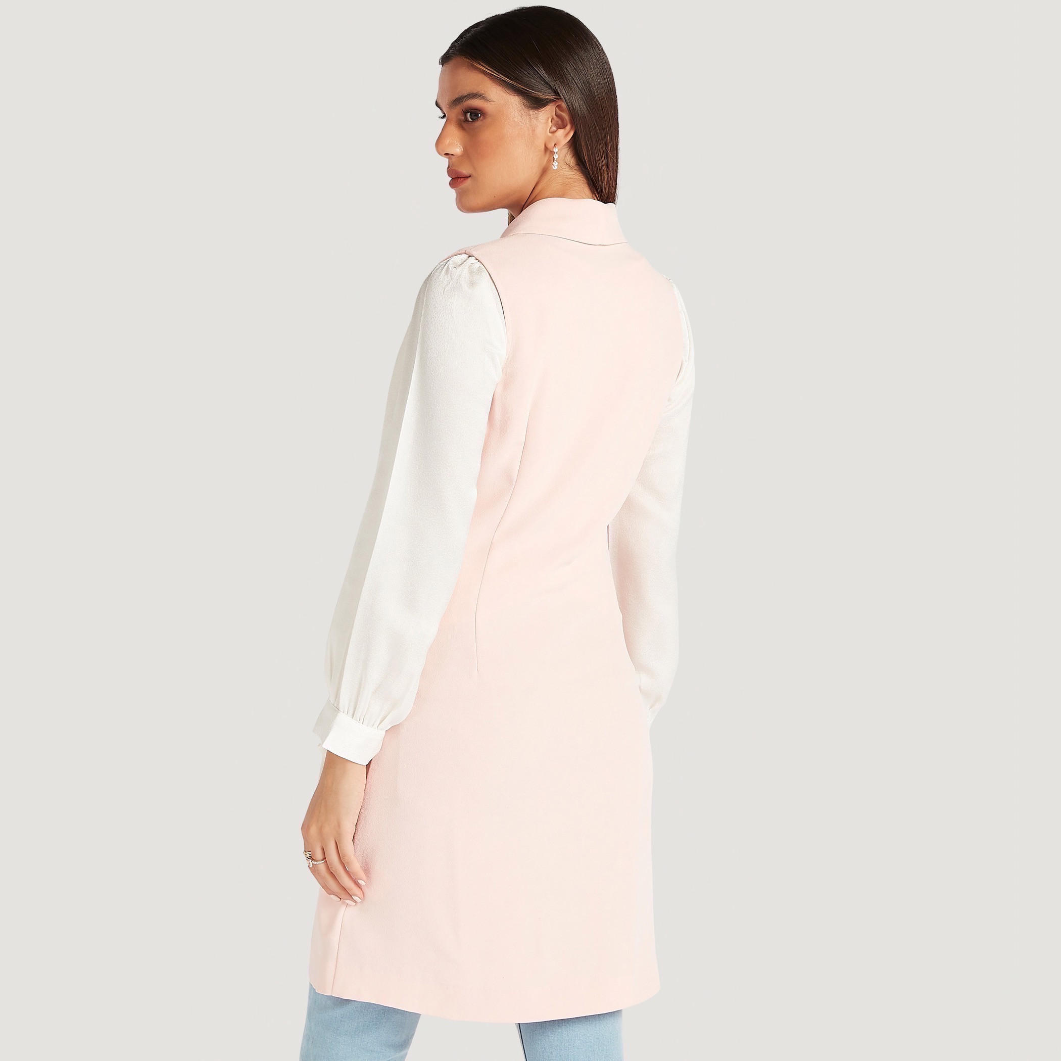 Solid Sleeveless Trench Coat with Shawl Neck and Button Closure-women-clothing-coatsandjackets-coats-image-4