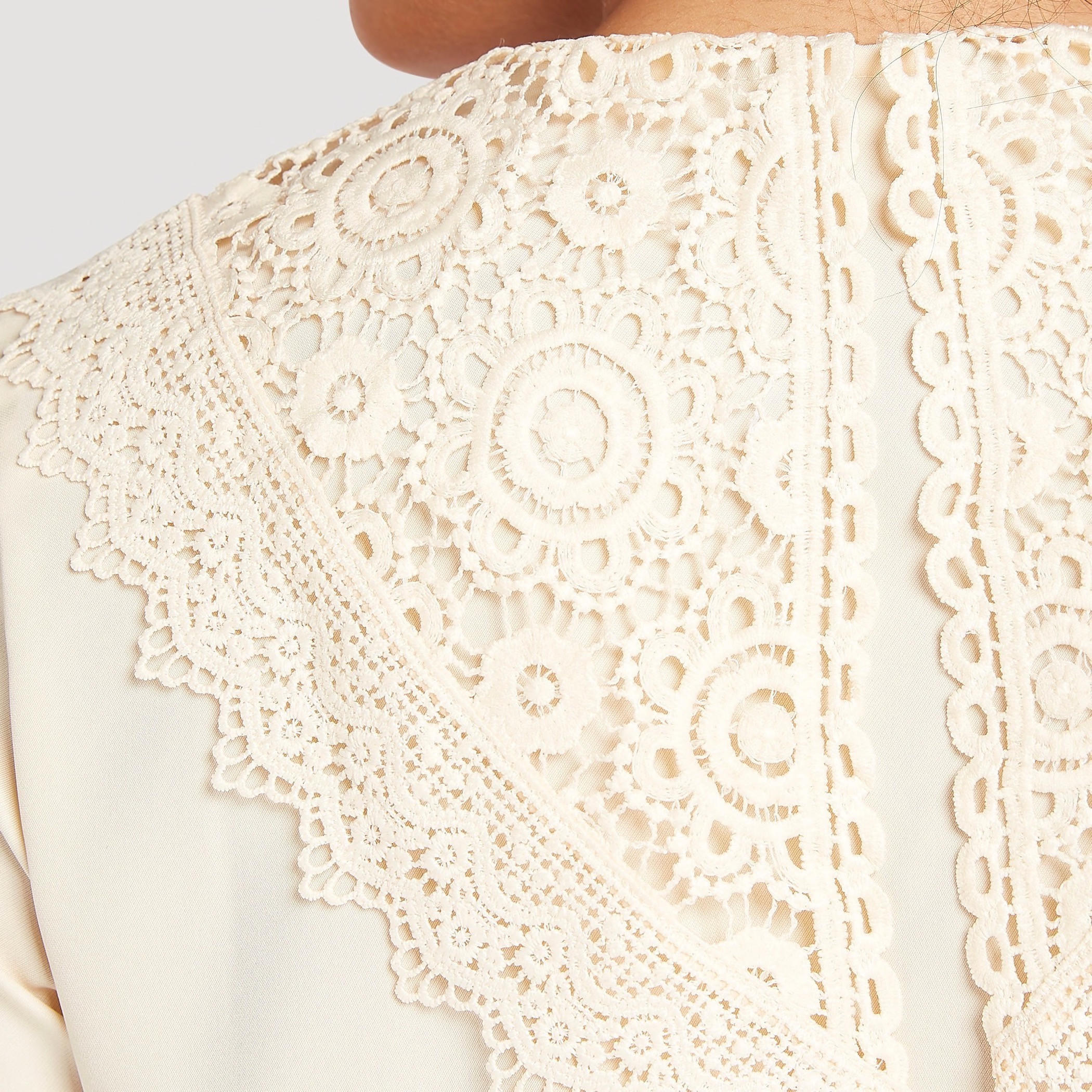قميص بياقة مستديرة وأكمام طويلة وتفاصيل دانتيل-women-clothing-shirtsandblouses-shirts-image-6