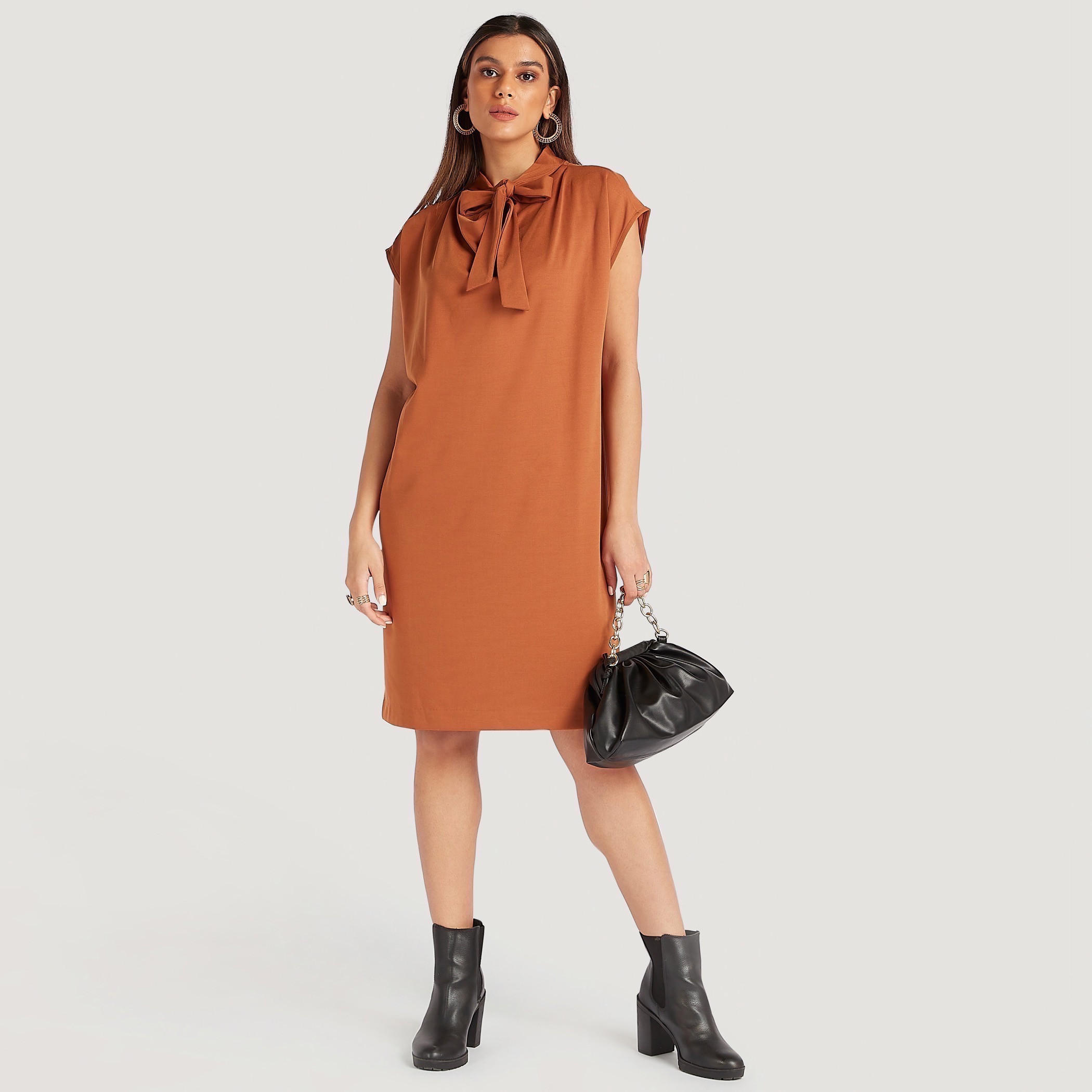 فستان قصير سادة بأكمام كاب وأربطة عنق-women-clothing-dresses-image-2