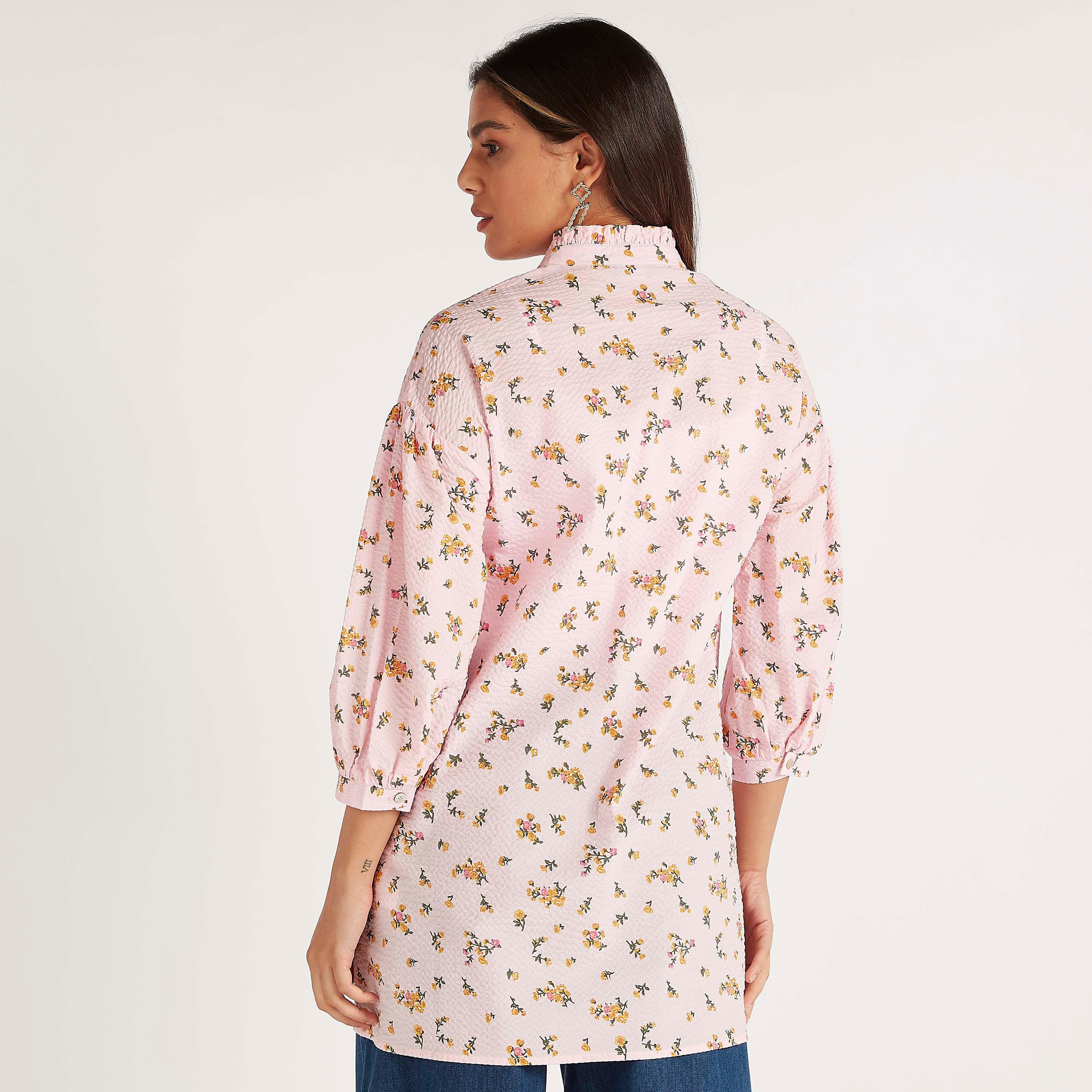 قميص بأكمام طويلة وياقة عالية وطبعات أزهار-women-clothing-shirtsandblouses-shirts-image-4