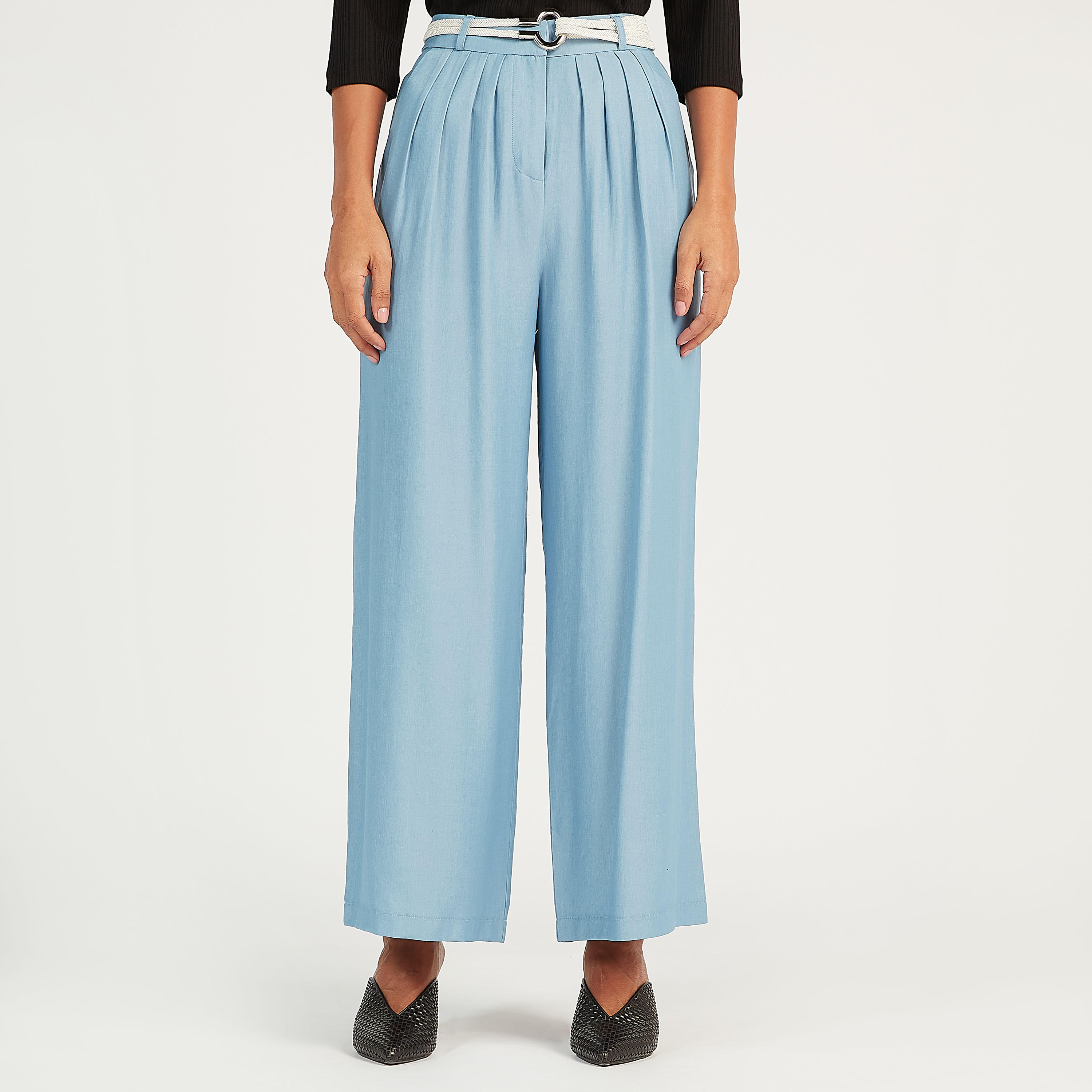 بنطلون سادة واسع بخصر متوسّط الارتفاع وتفاصيل ثنايا وجيوب-women-clothing-bottoms-trousers-image-5