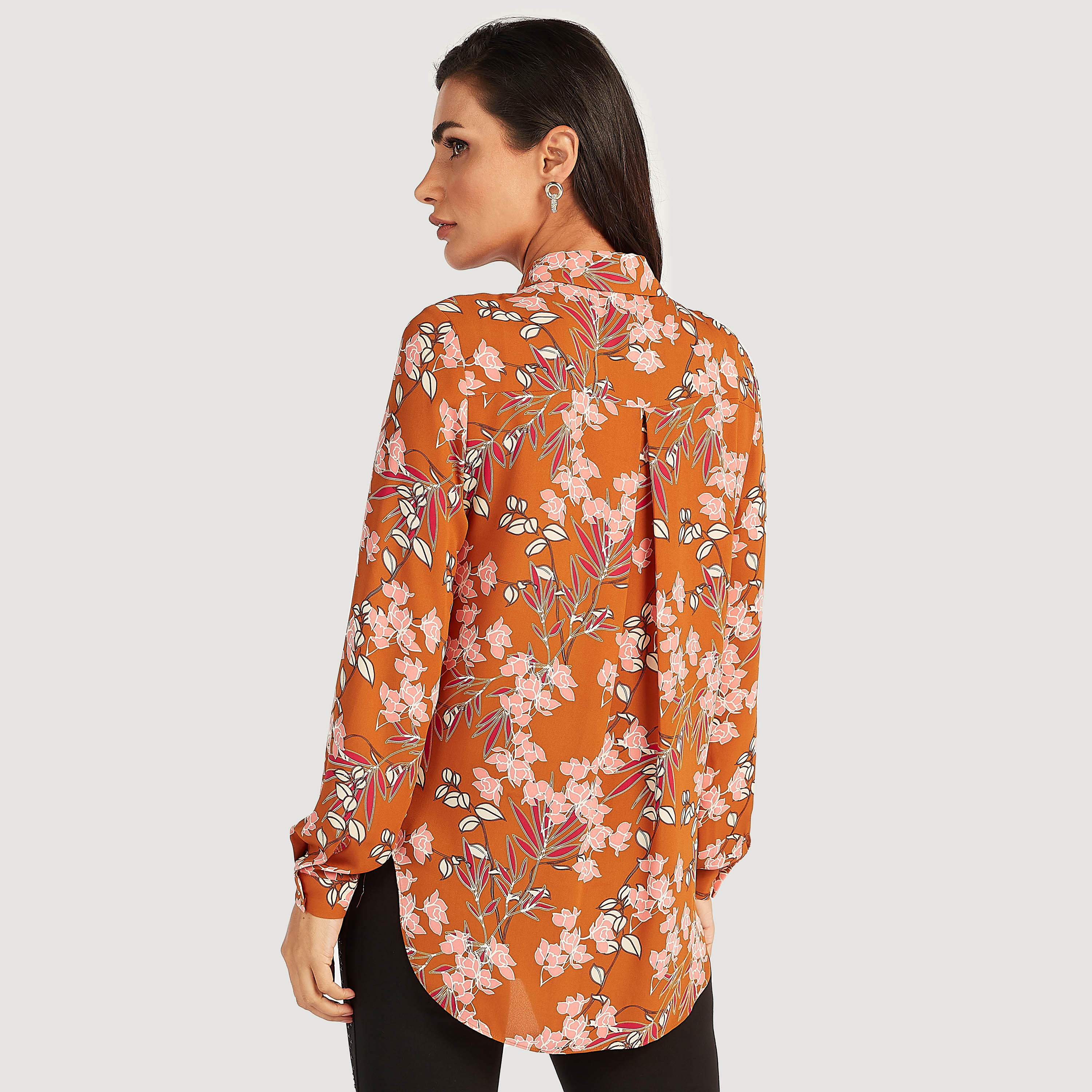قميص بطبعات أزهار وياقة عادية وأكمام طويلة-women-clothing-shirtsandblouses-shirts-image-4