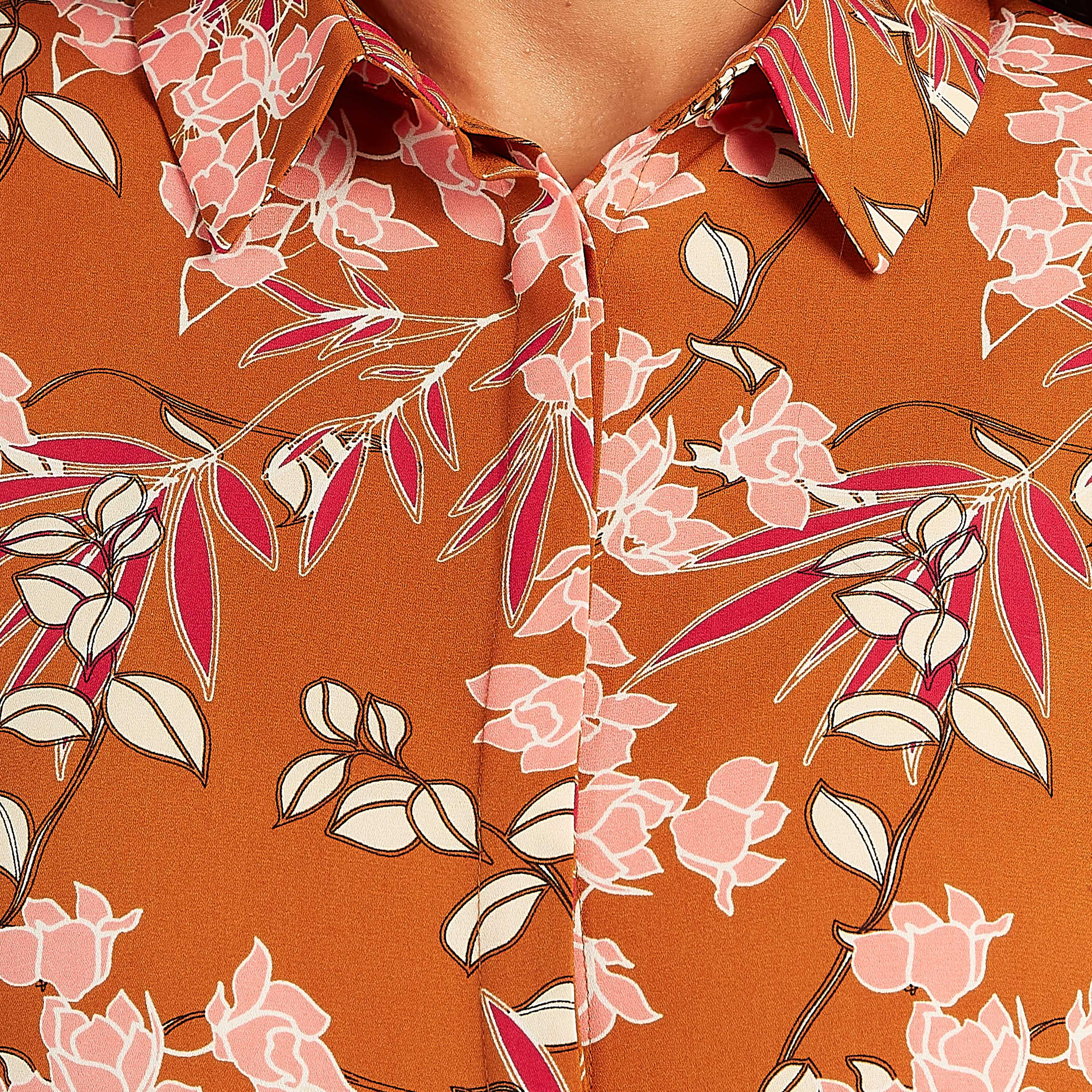 قميص بطبعات أزهار وياقة عادية وأكمام طويلة-women-clothing-shirtsandblouses-shirts-image-5