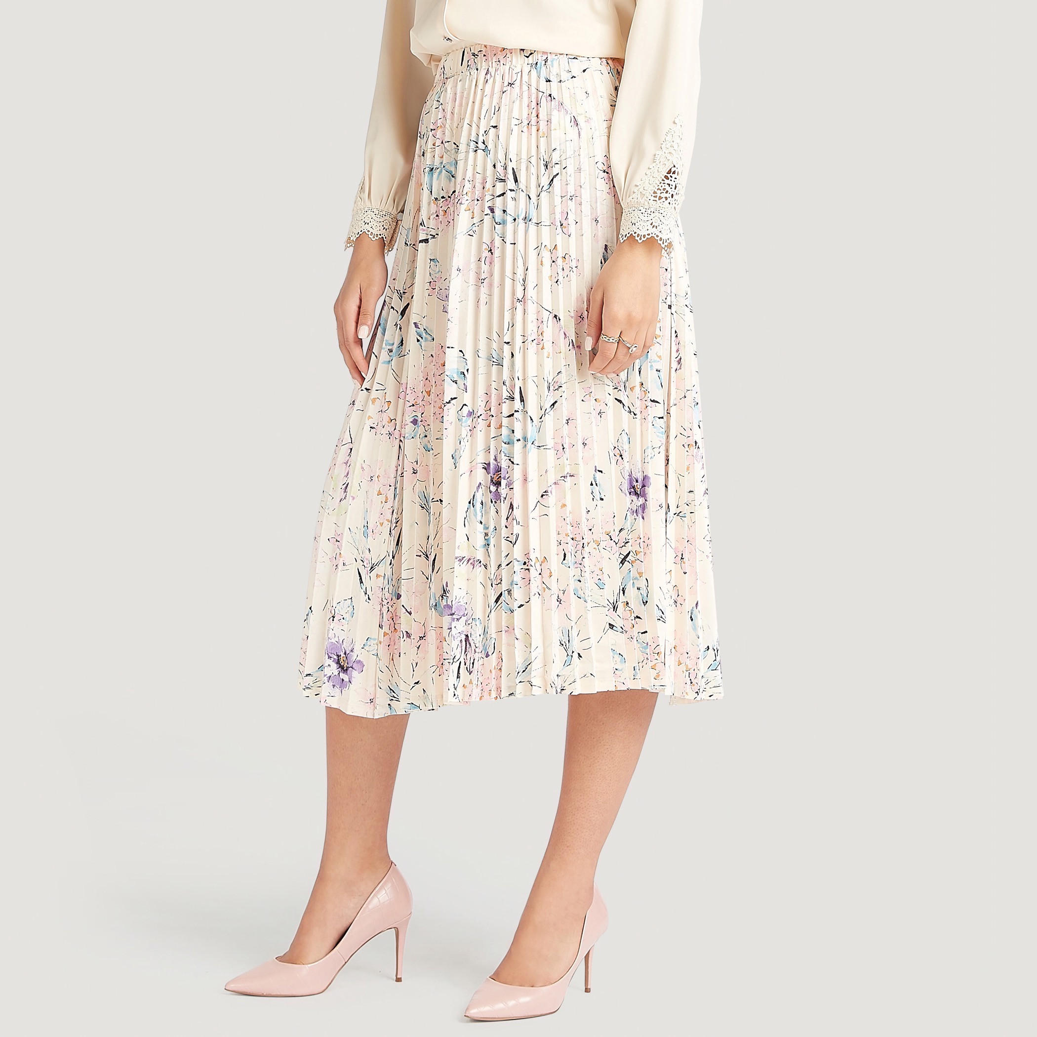 تنّورة ميدي إيه لاين بطبعات أزهار وكشكشة وخصر مطّاطي-women-clothing-bottoms-skirts-image-1