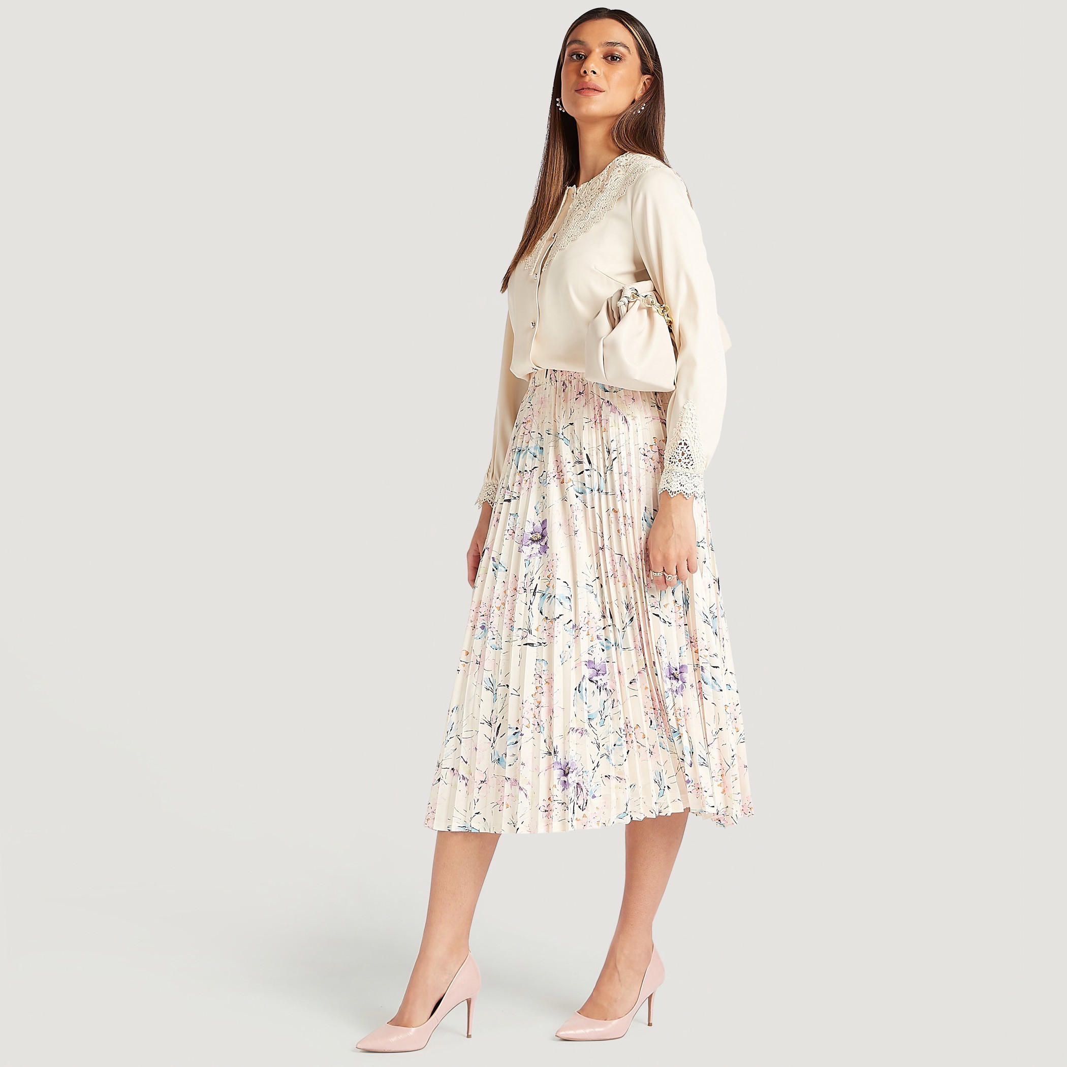 تنّورة ميدي إيه لاين بطبعات أزهار وكشكشة وخصر مطّاطي-women-clothing-bottoms-skirts-image-2
